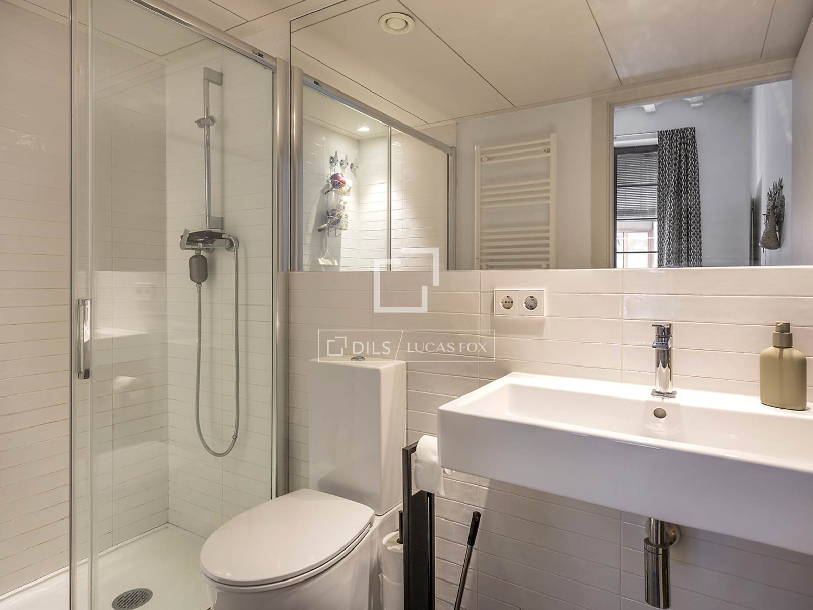Dzīvoklis Barcelona, Spānijā 1 istaba, 70 m2 Nr. 192668