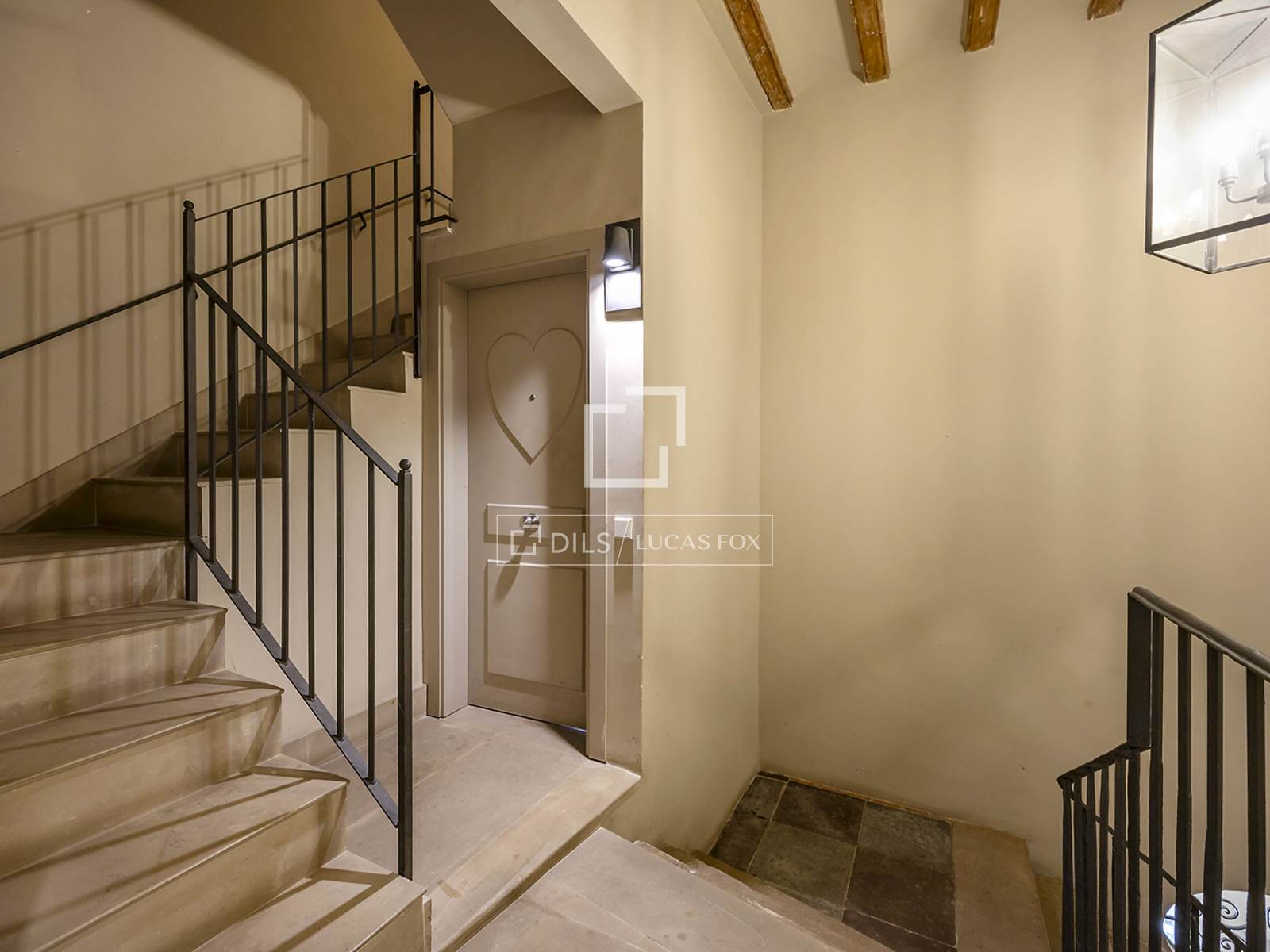 Dzīvoklis Barcelona, Spānijā 1 istaba, 70 m2 Nr. 192668