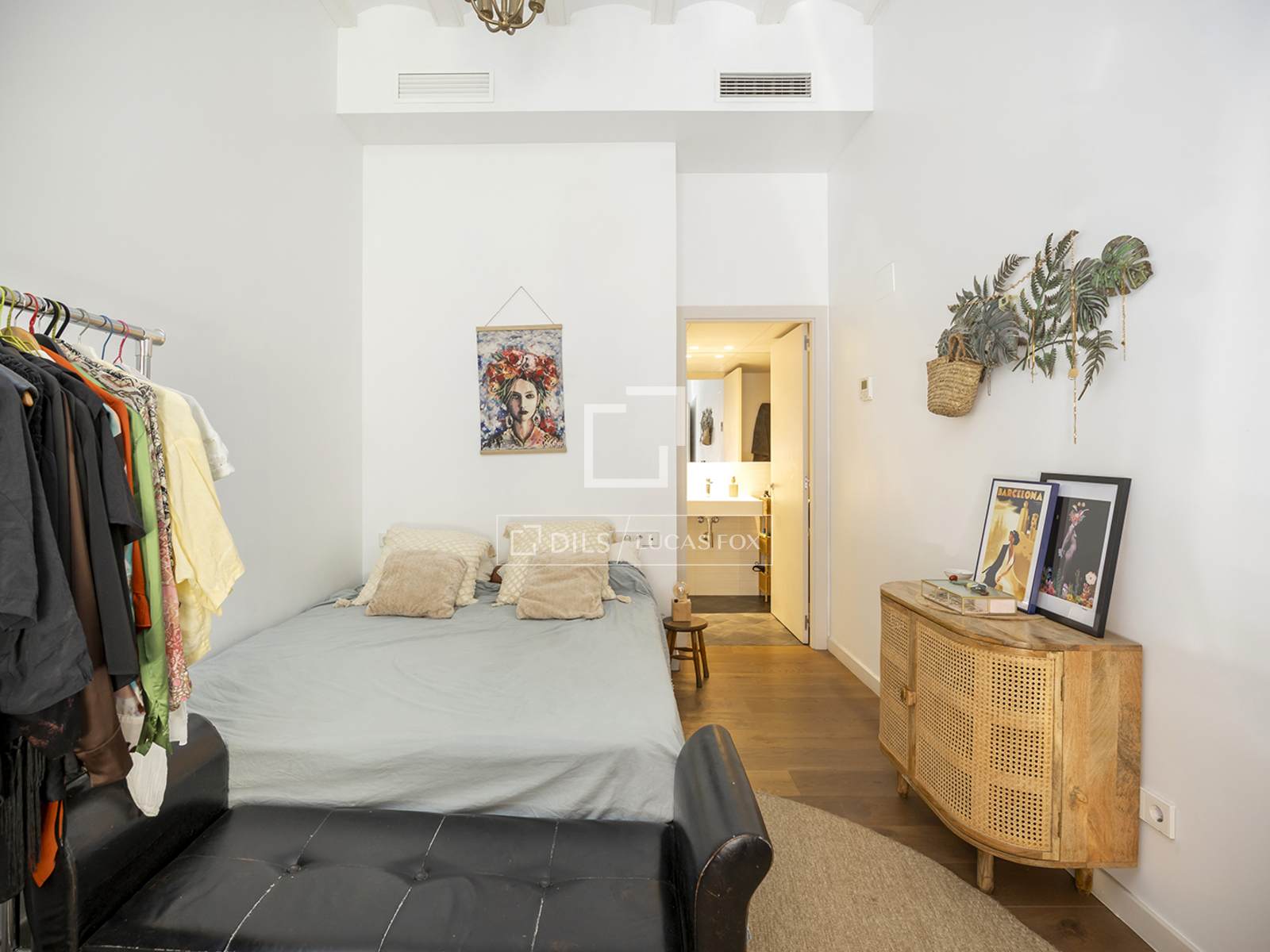 Dzīvoklis Barcelona, Spānijā 1 istaba, 70 m2 Nr. 192668