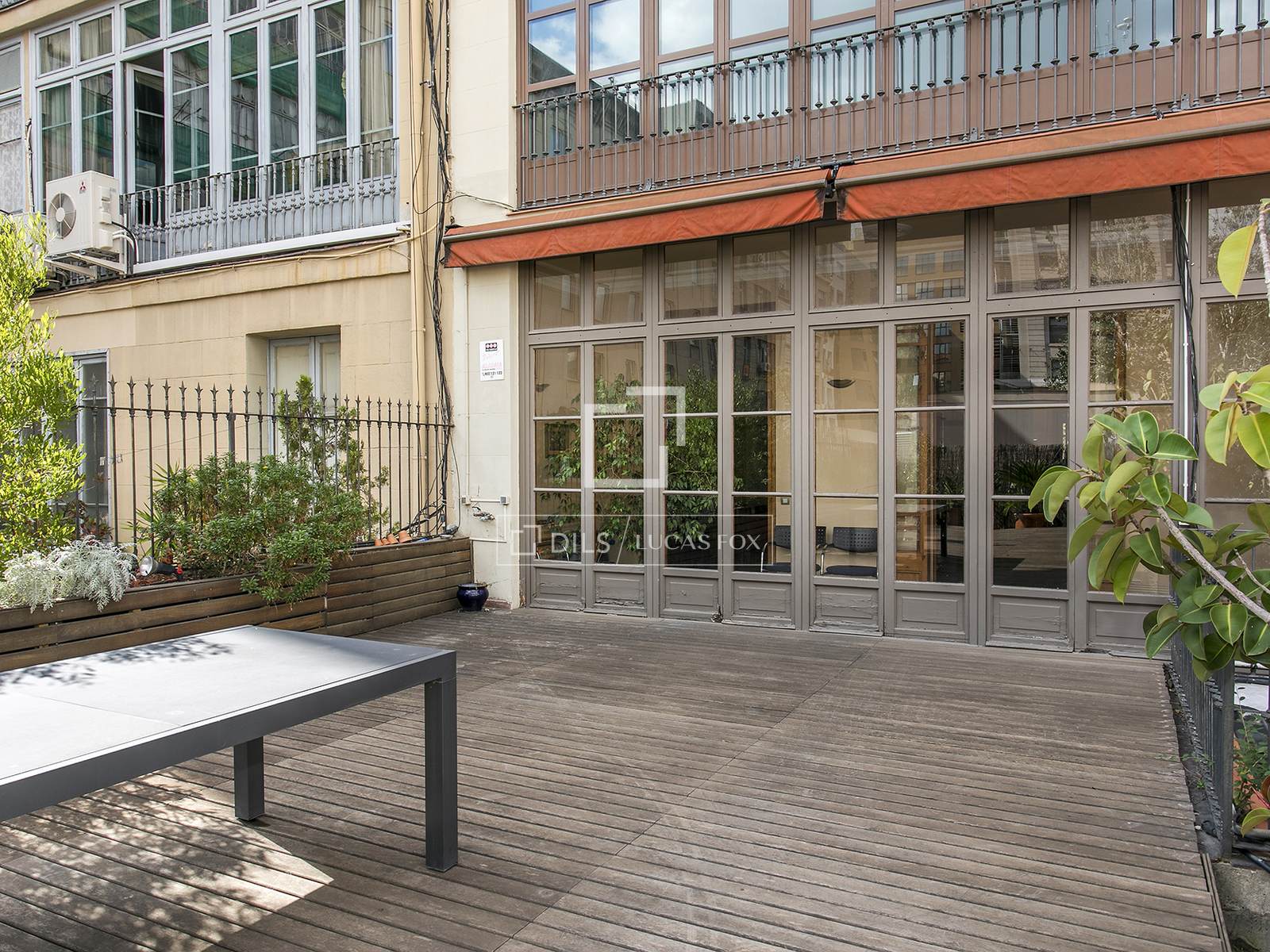 Wohnung in Barcelona, Spanien 5 Schlafzimmer, 203 m2 Nr. 192837