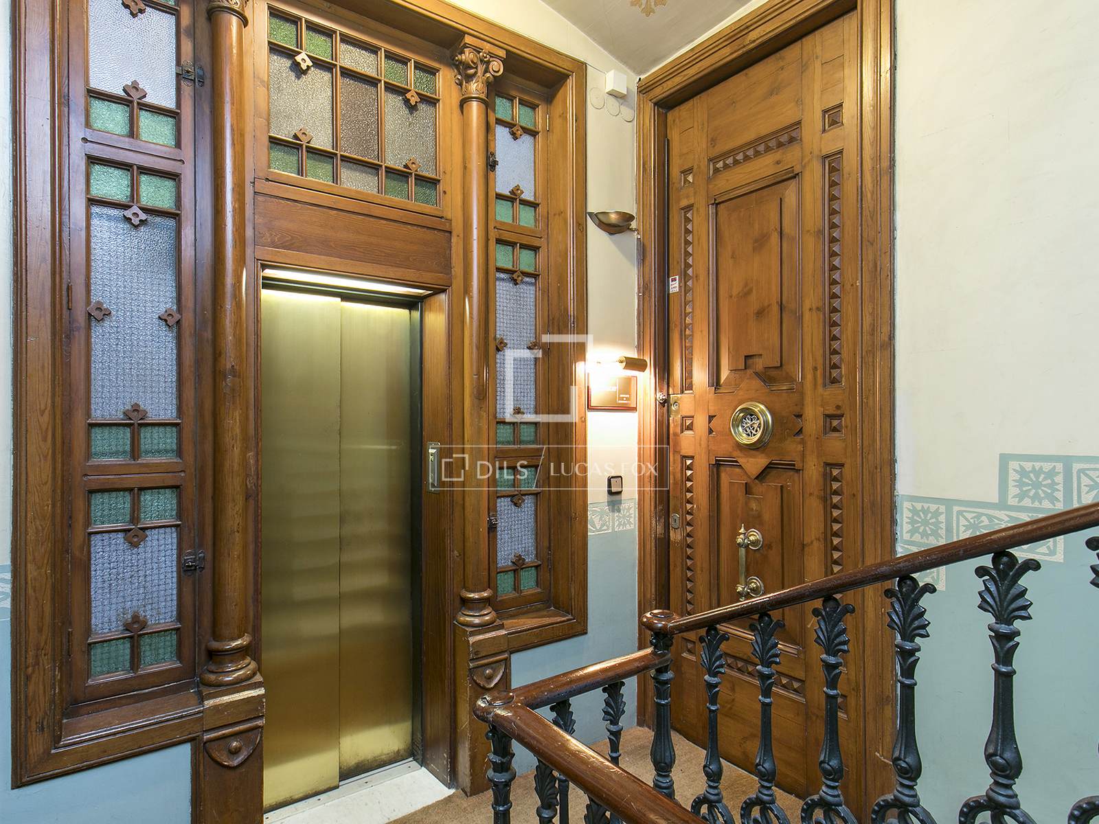 Wohnung in Barcelona, Spanien 5 Schlafzimmer, 203 m2 Nr. 192837