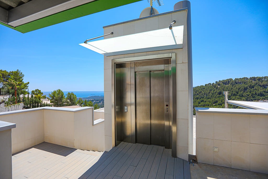 Villa in Mallorca, Spain 6 bedrooms, 500 sq.m. No. 147986