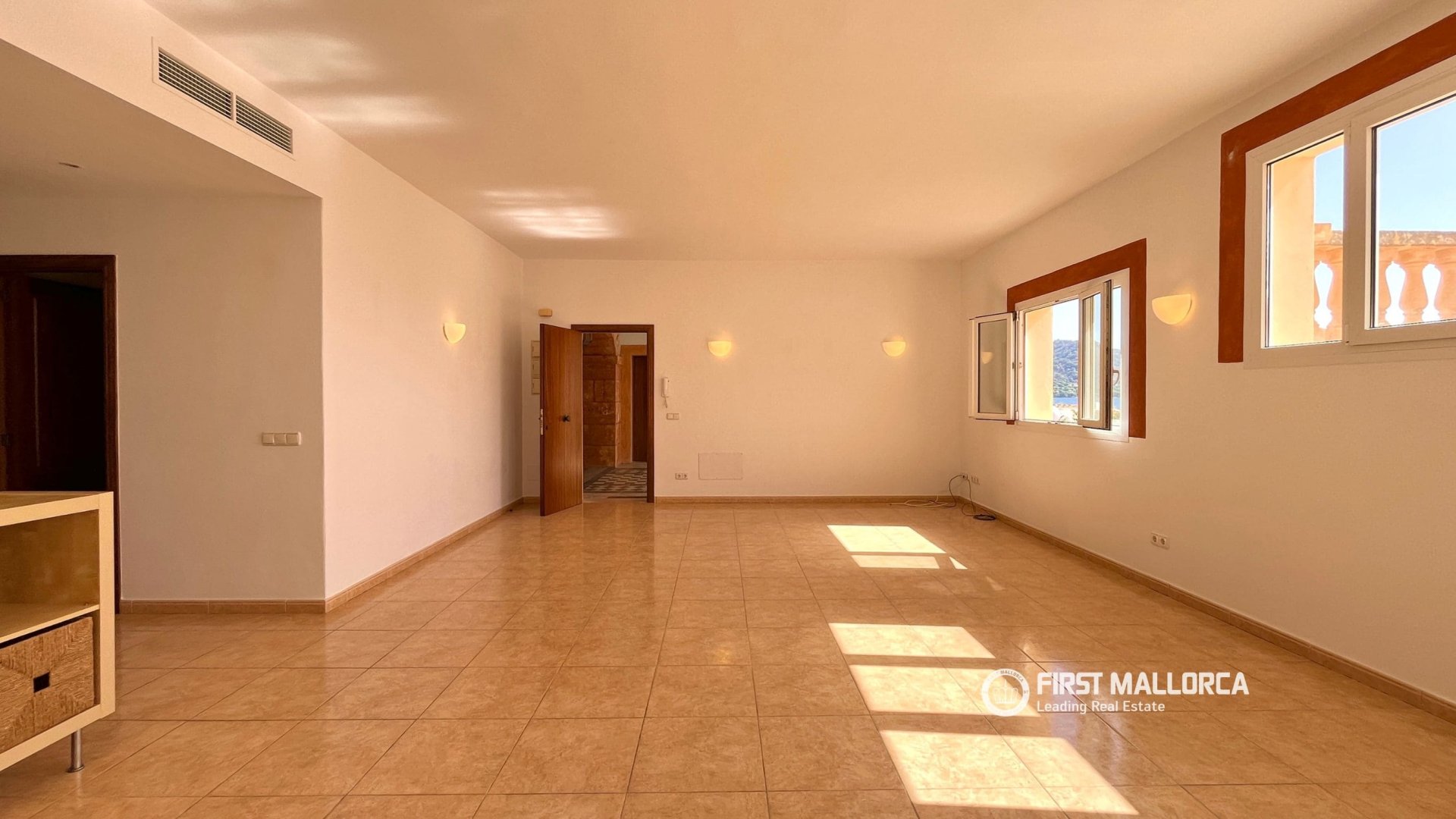Apartment in Port Verd, Mallorca, Spain 2 bedrooms, 70 sq.m. No. 195948