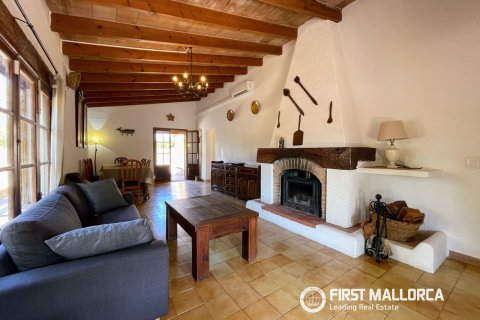 Finca Pollenca, Mallorca, Espanja 3 makuuhuonetta, 142 m2 No. 195946