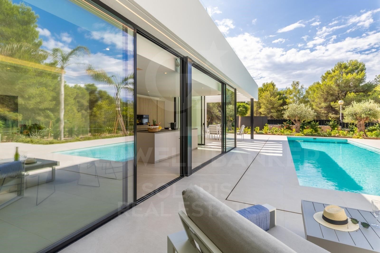 Villa in Javea, Alicante, Spain 3 bedrooms, 220 sq.m. No. 156982