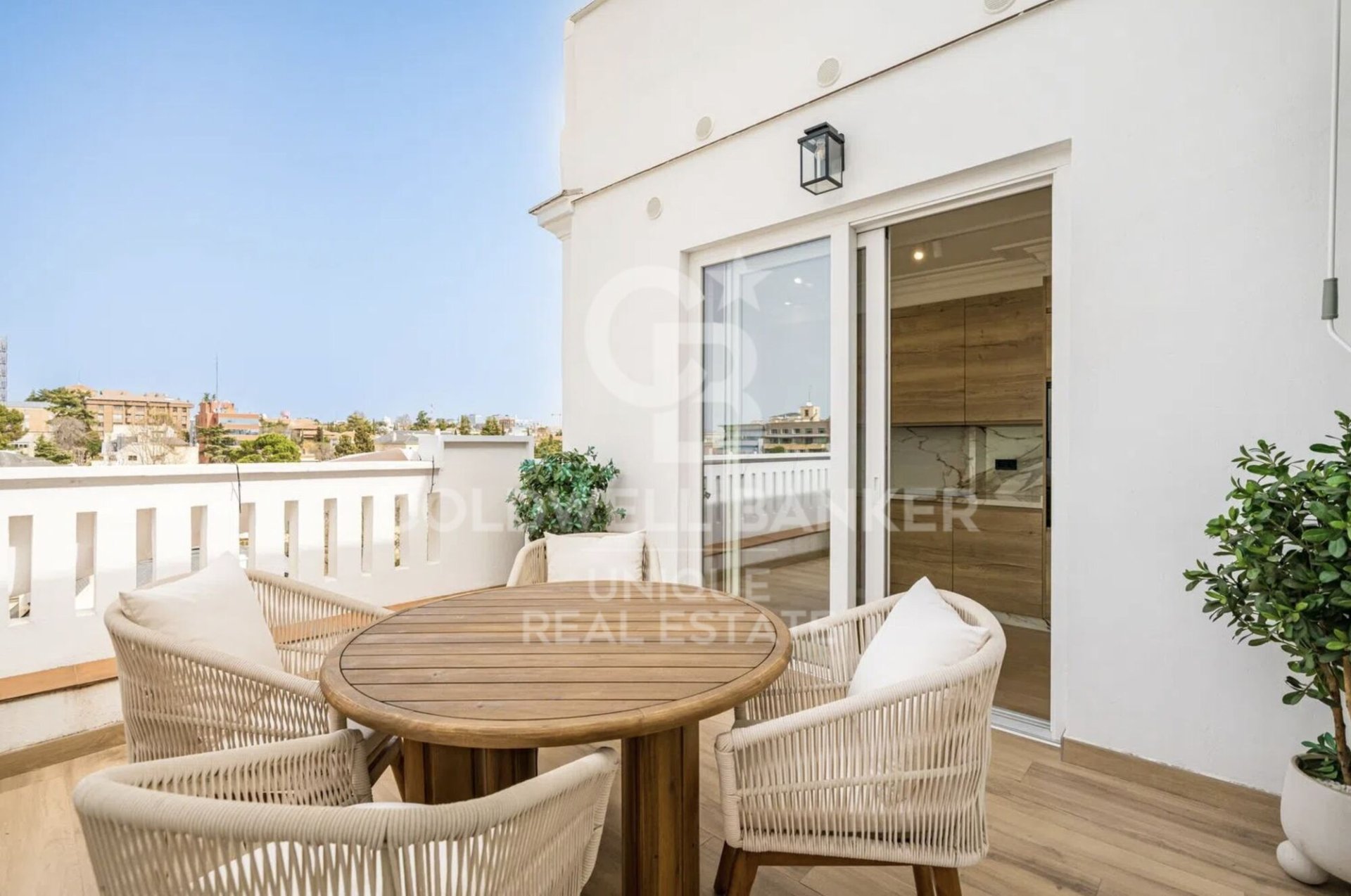 Penthouse in Madrid, Spain 2 bedrooms, 145 sq.m. No. 156984