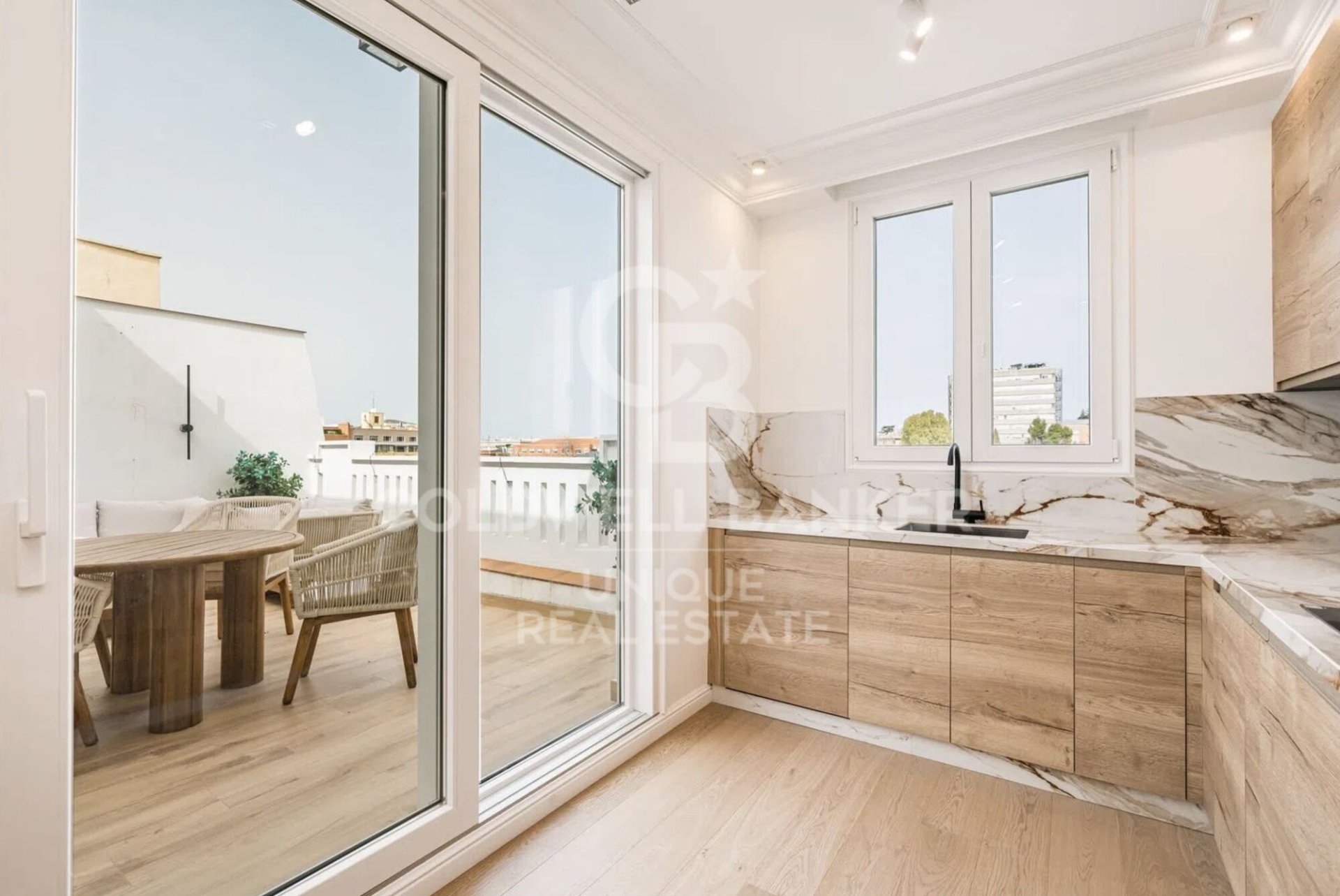 Penthouse in Madrid, Spain 2 bedrooms, 145 sq.m. No. 156984