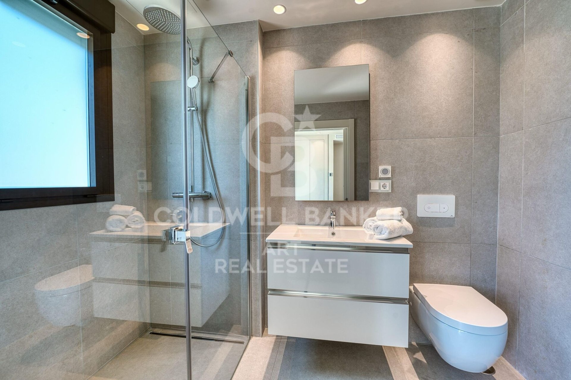 Apartment à Estepona, Malaga, Espagne 3 chambres, 135 m2 No. 178570