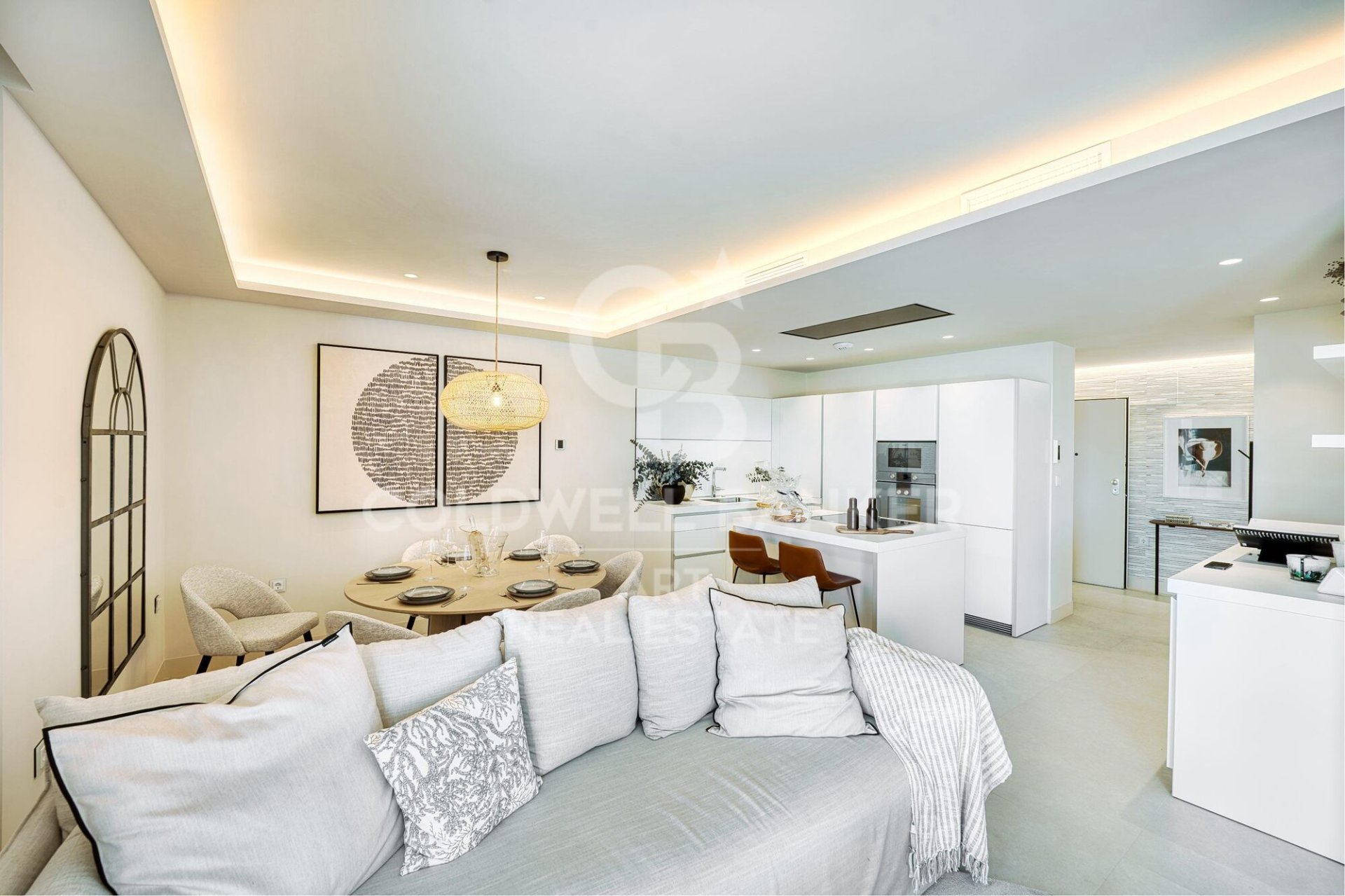 Apartment à Estepona, Malaga, Espagne 3 chambres, 135 m2 No. 178570
