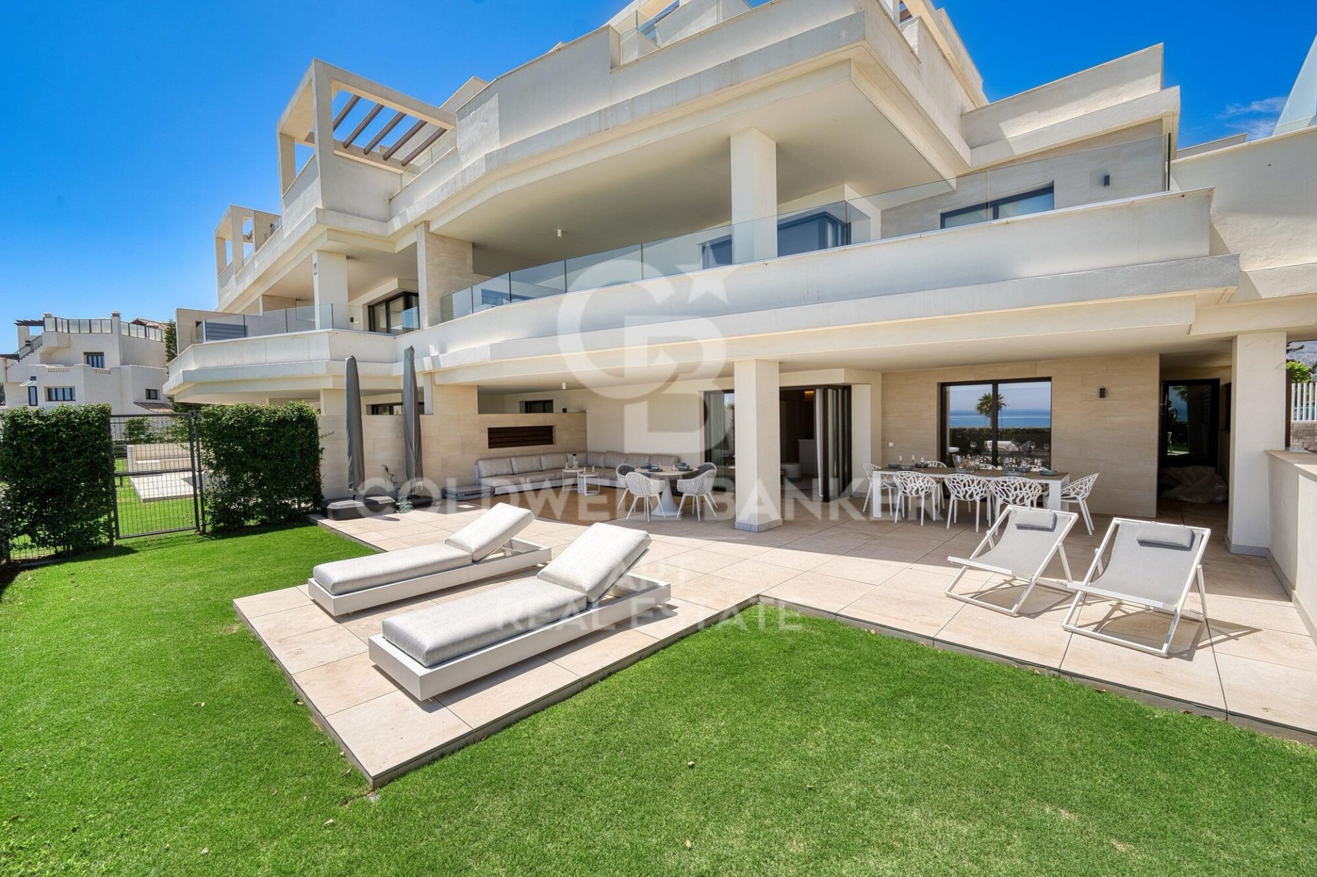 Apartment à Estepona, Malaga, Espagne 3 chambres, 135 m2 No. 178570