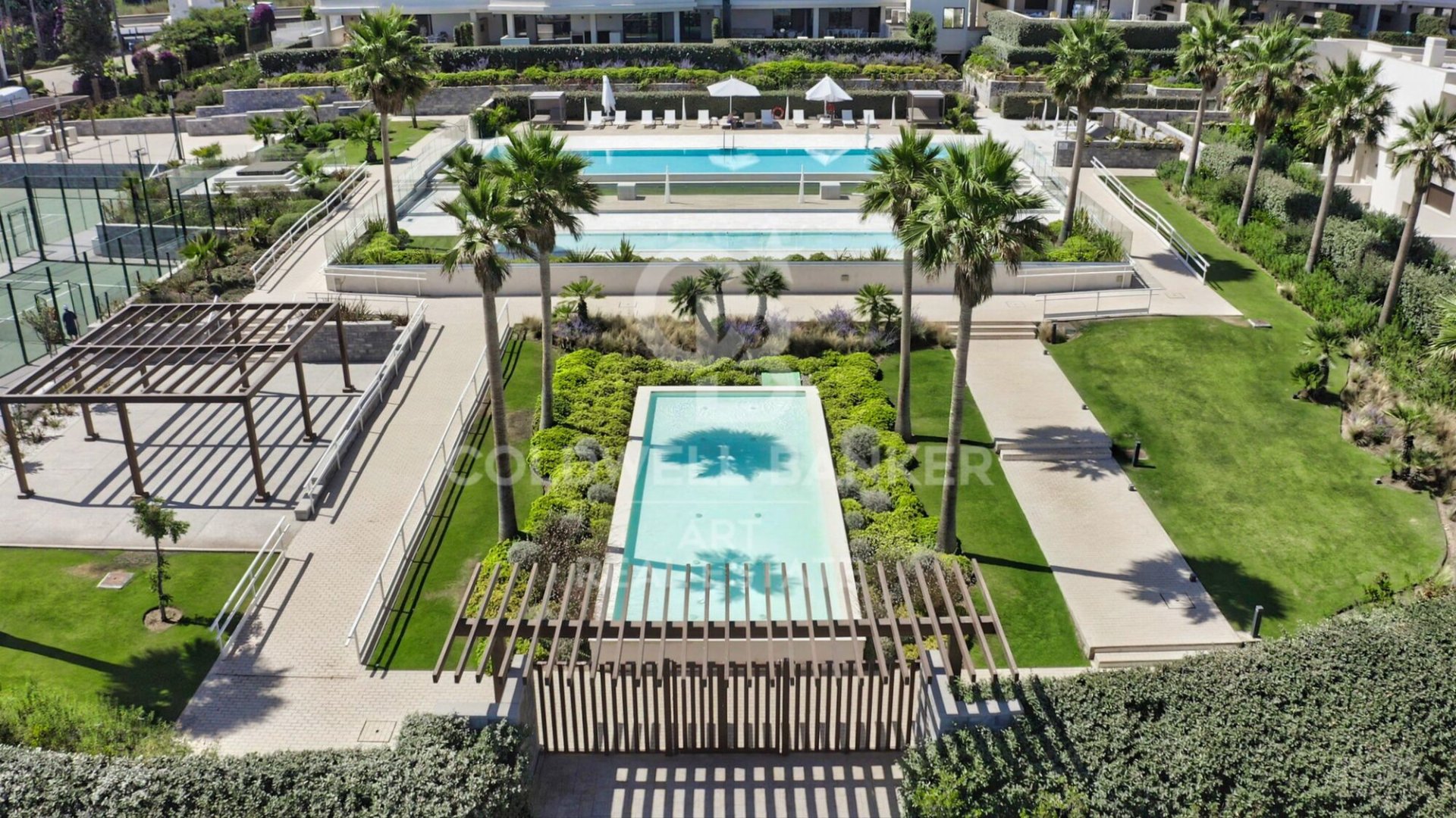 Apartment à Estepona, Malaga, Espagne 3 chambres, 135 m2 No. 178570