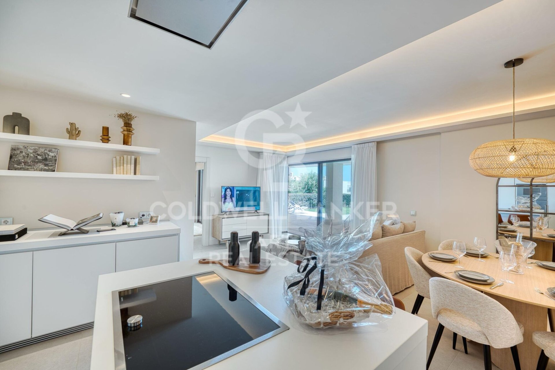 Apartment à Estepona, Malaga, Espagne 3 chambres, 135 m2 No. 178570