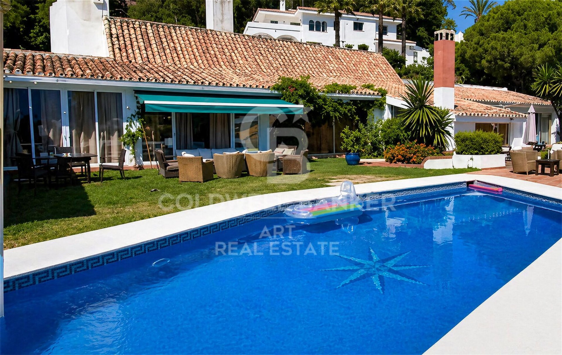 Huvila Sotogrande, Cadiz, Espanja 5 makuuhuonetta, 646 m2 No. 178568