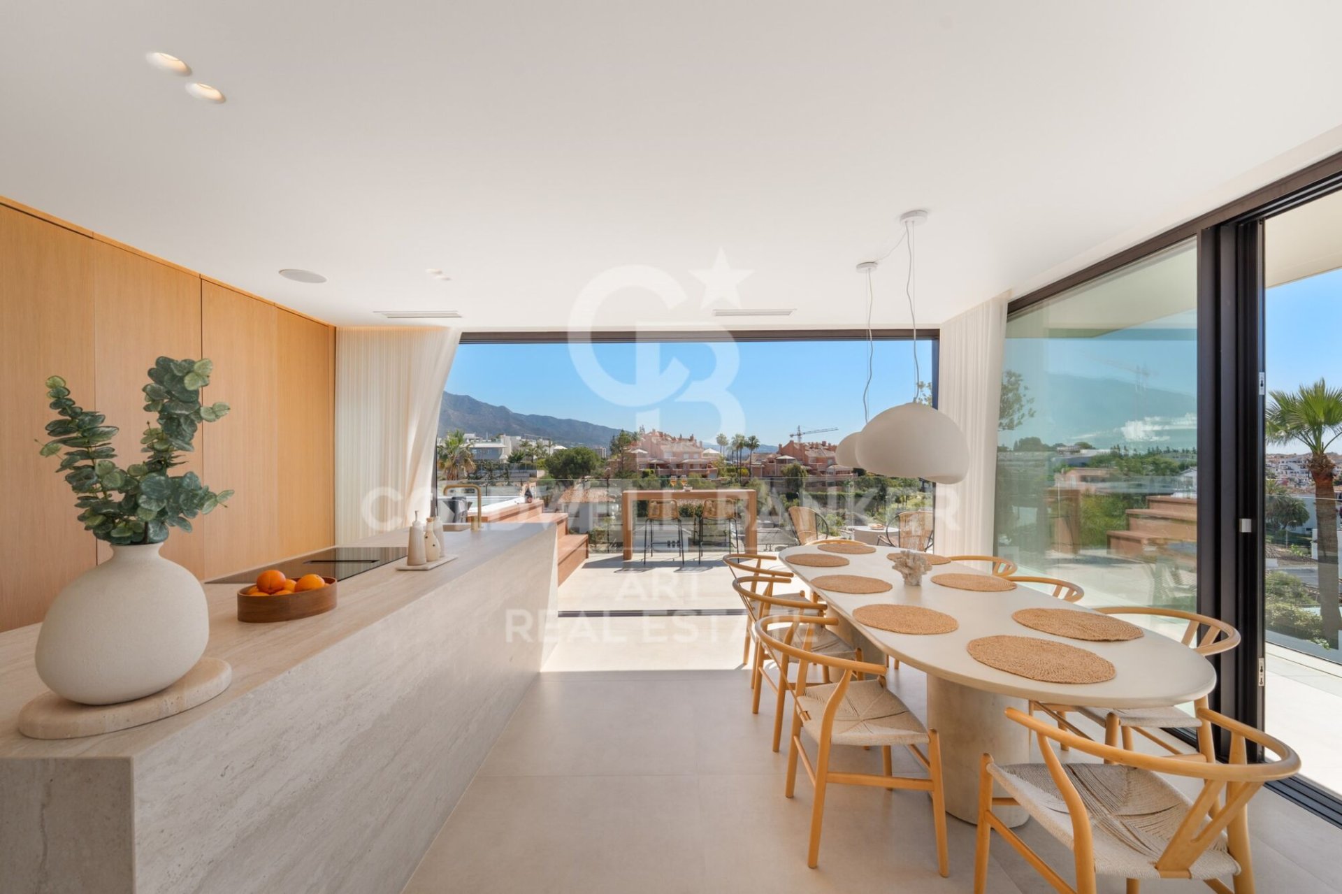Villa Marbella, Malaga, Spānijā 5 istabas, 245 m2 Nr. 178569