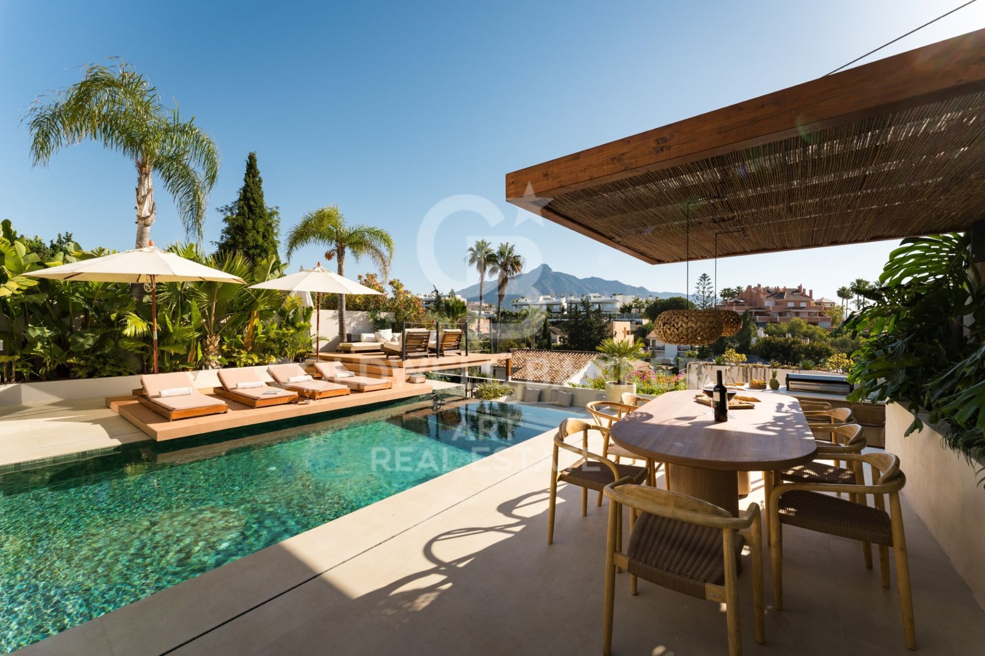 Villa Marbella, Malaga, Spānijā 5 istabas, 245 m2 Nr. 178569