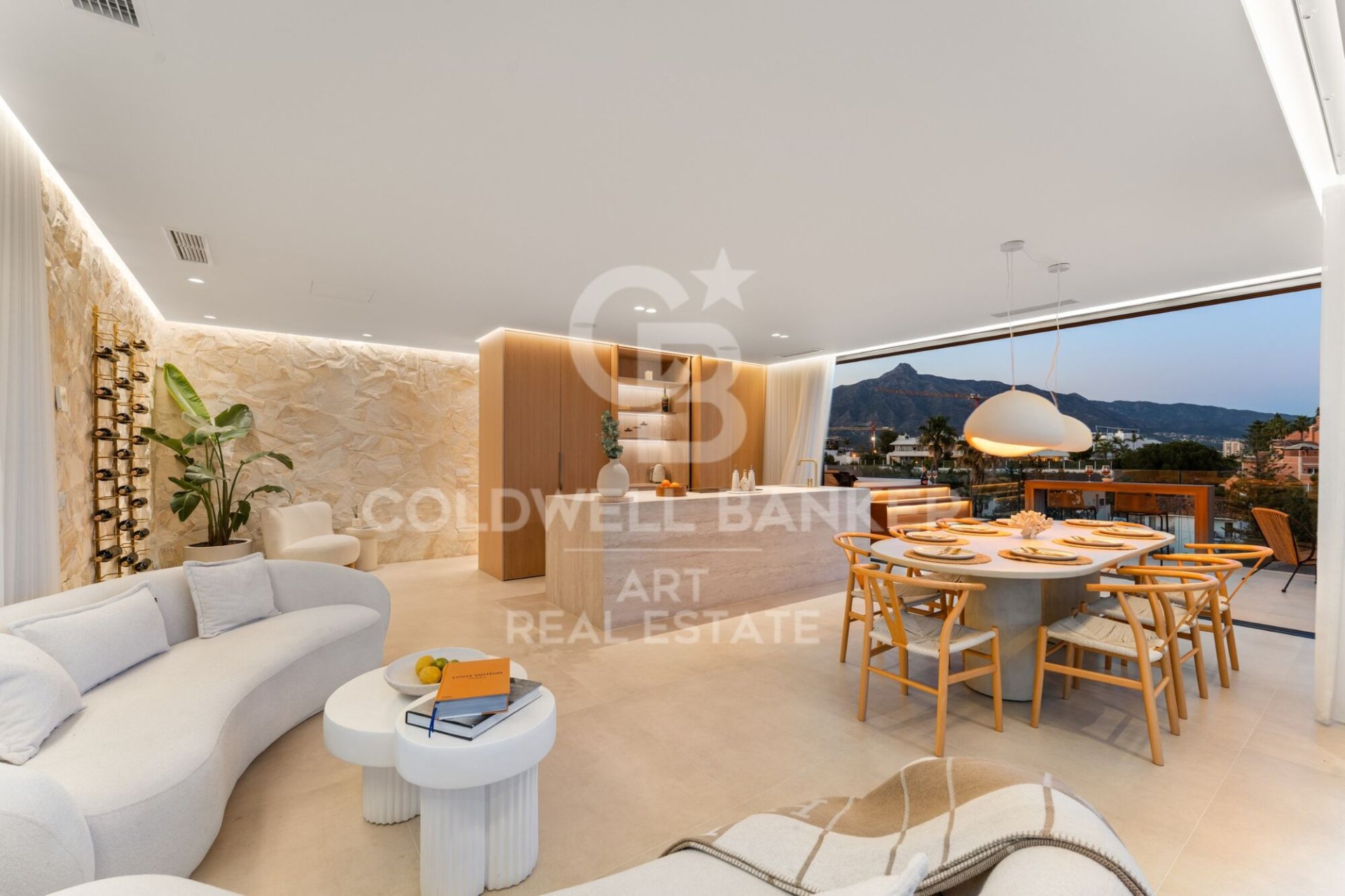 Villa Marbella, Malaga, Spānijā 5 istabas, 245 m2 Nr. 178569