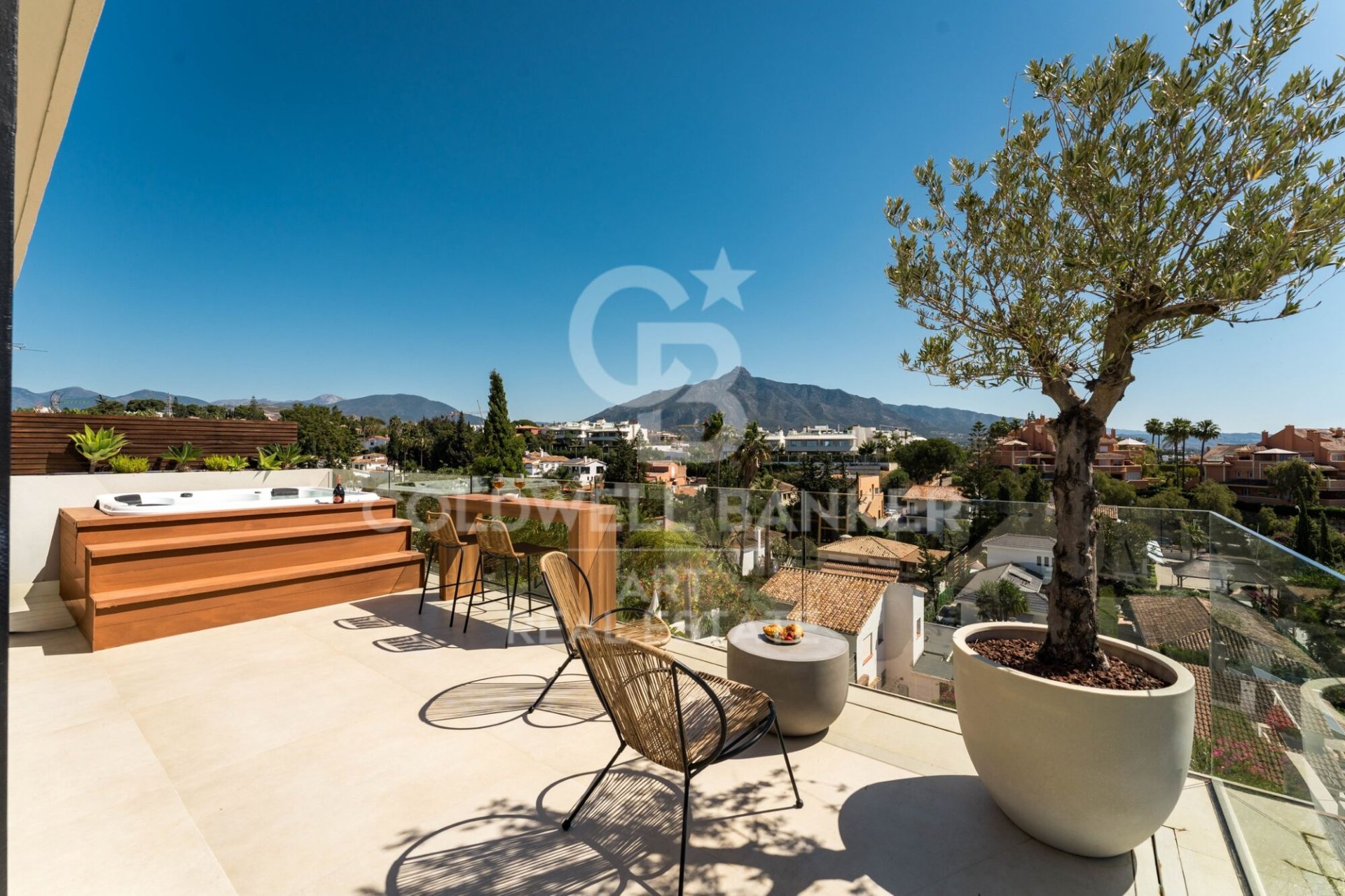 Villa Marbella, Malaga, Spānijā 5 istabas, 245 m2 Nr. 178569