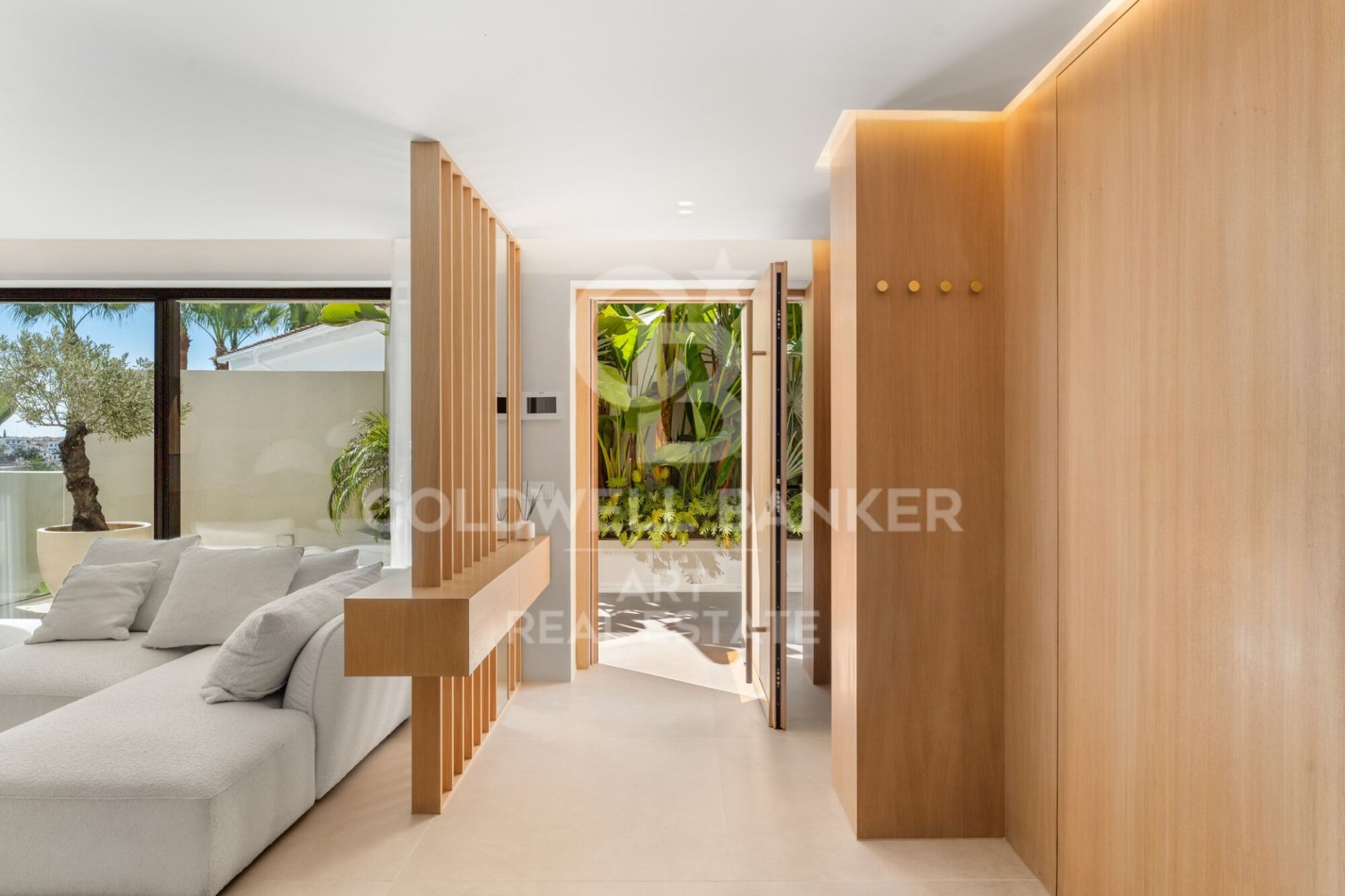 Villa Marbella, Malaga, Spānijā 5 istabas, 245 m2 Nr. 178569