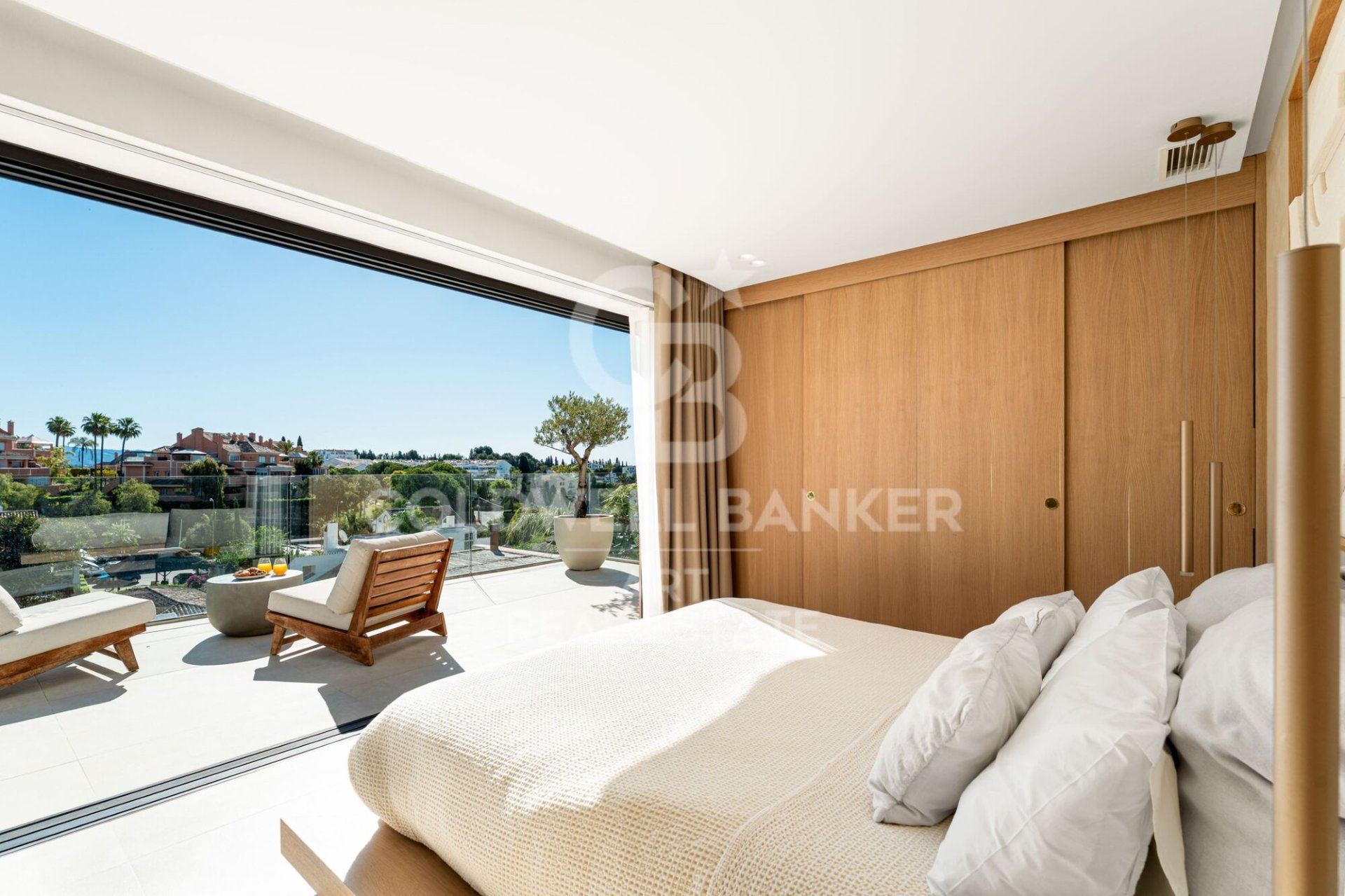 Villa Marbella, Malaga, Spānijā 5 istabas, 245 m2 Nr. 178569