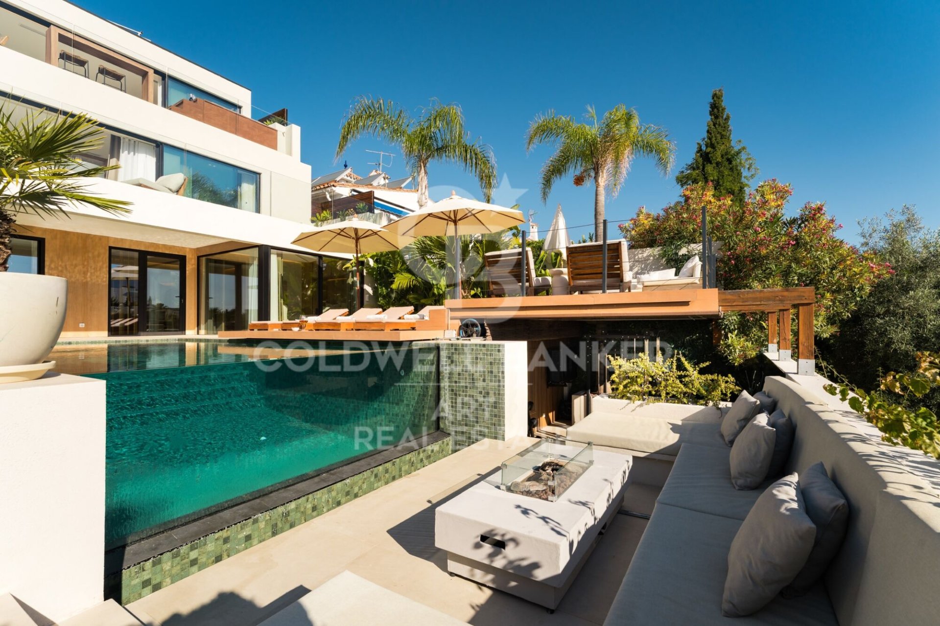Villa Marbella, Malaga, Spānijā 5 istabas, 245 m2 Nr. 178569