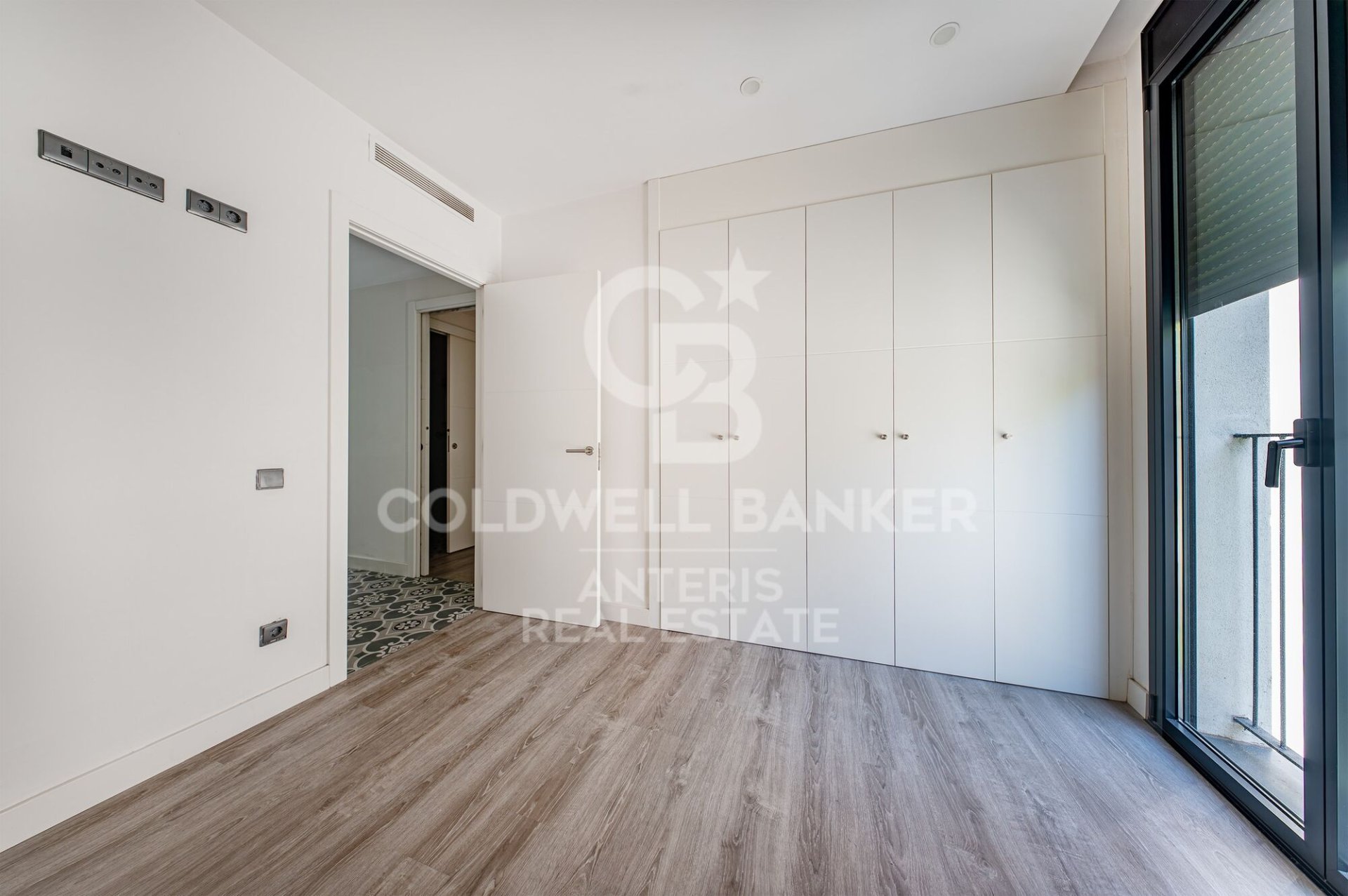 Wohnung in Barcelona, Spanien 2 Schlafzimmer, 54 m2 Nr. 178567