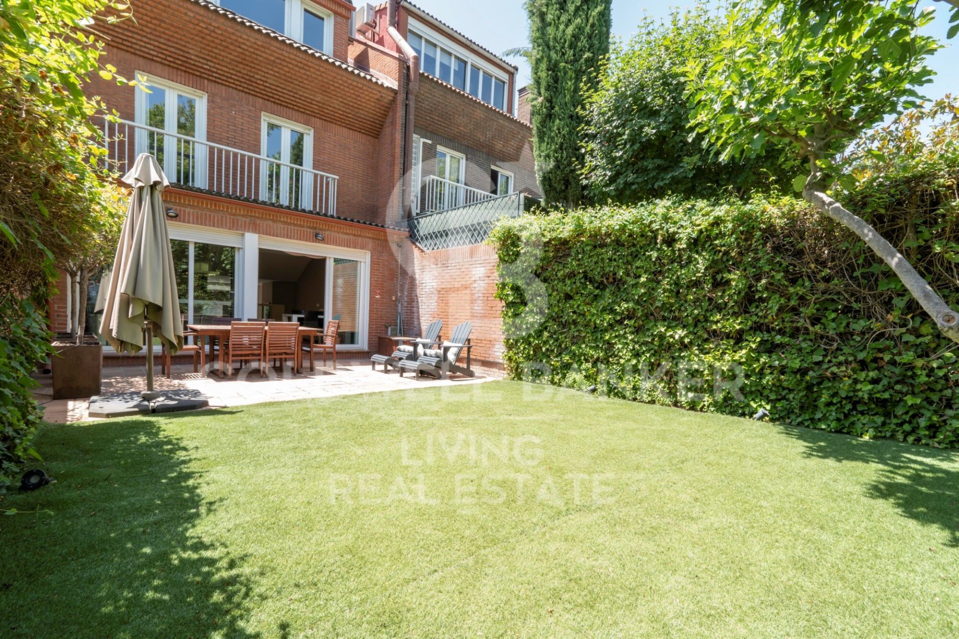 Hus i Madrid, Spanien 5 sovrum, 355 kvm. Nr. 178571