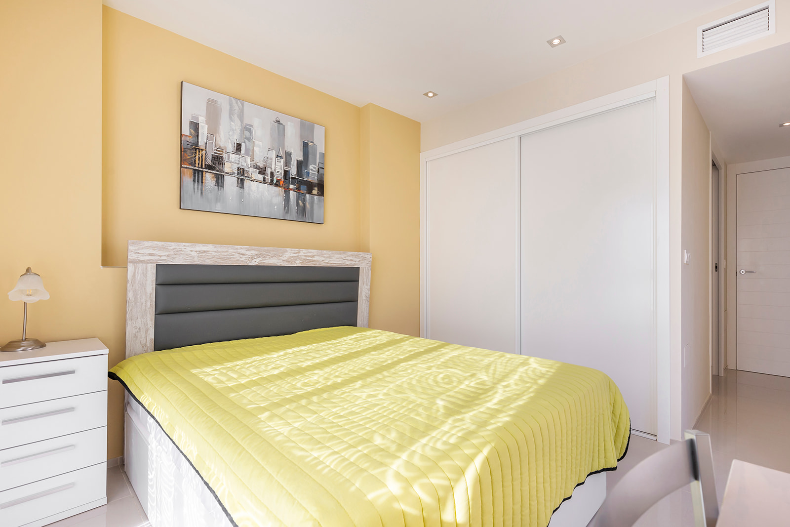 Villa in Alicante, Spain 5 bedrooms, 296 sq.m. No. 189902