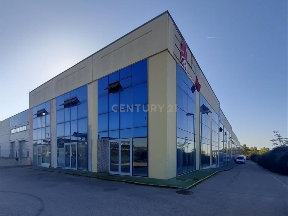 Warehouse in Vilanova i la Geltru, Barcelona, Spain 290 sq.m. No. 191238
