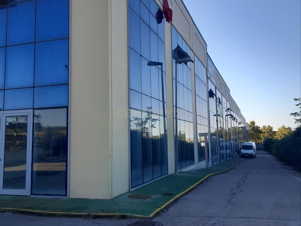 Warehouse in Vilanova i la Geltru, Barcelona, Spain 290 sq.m. No. 191238