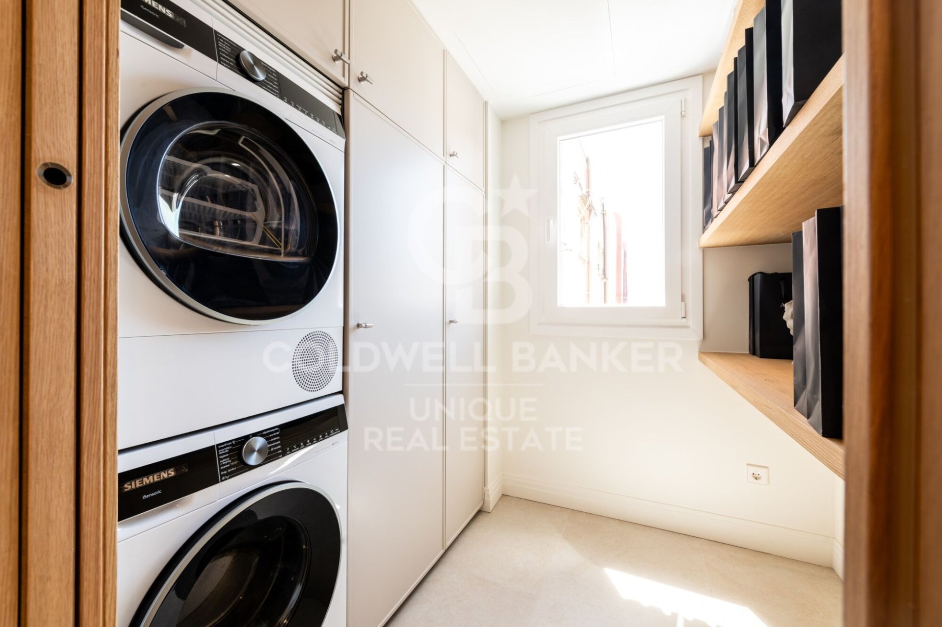 Apartment à Madrid, Espagne 4 chambres, 222 m2 No. 179017