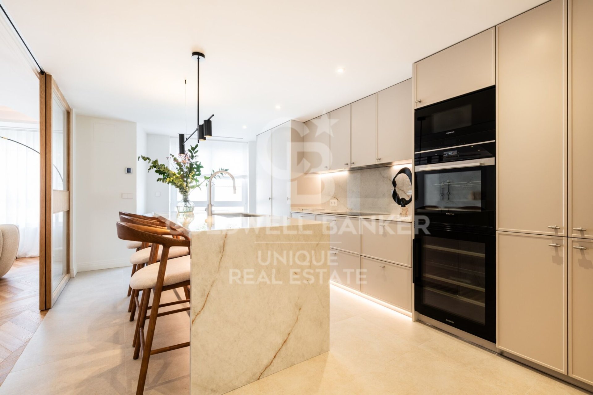 Apartment à Madrid, Espagne 4 chambres, 222 m2 No. 179017