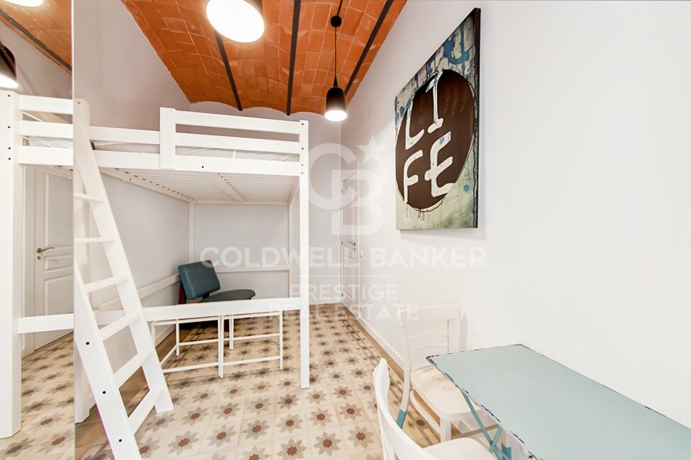 Dzīvoklis Barcelona, Spānijā 5 istabas, 116 m2 Nr. 179018
