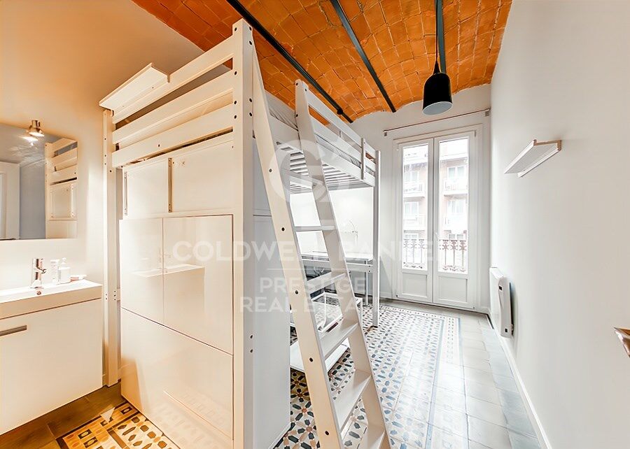 Dzīvoklis Barcelona, Spānijā 5 istabas, 116 m2 Nr. 179018
