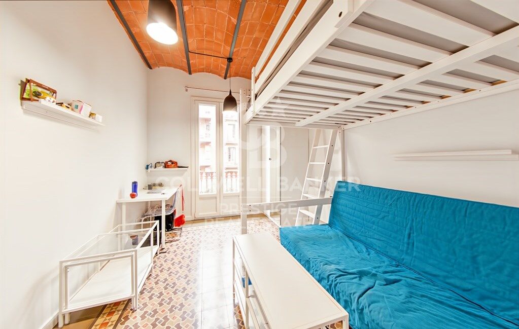 Dzīvoklis Barcelona, Spānijā 5 istabas, 116 m2 Nr. 179018