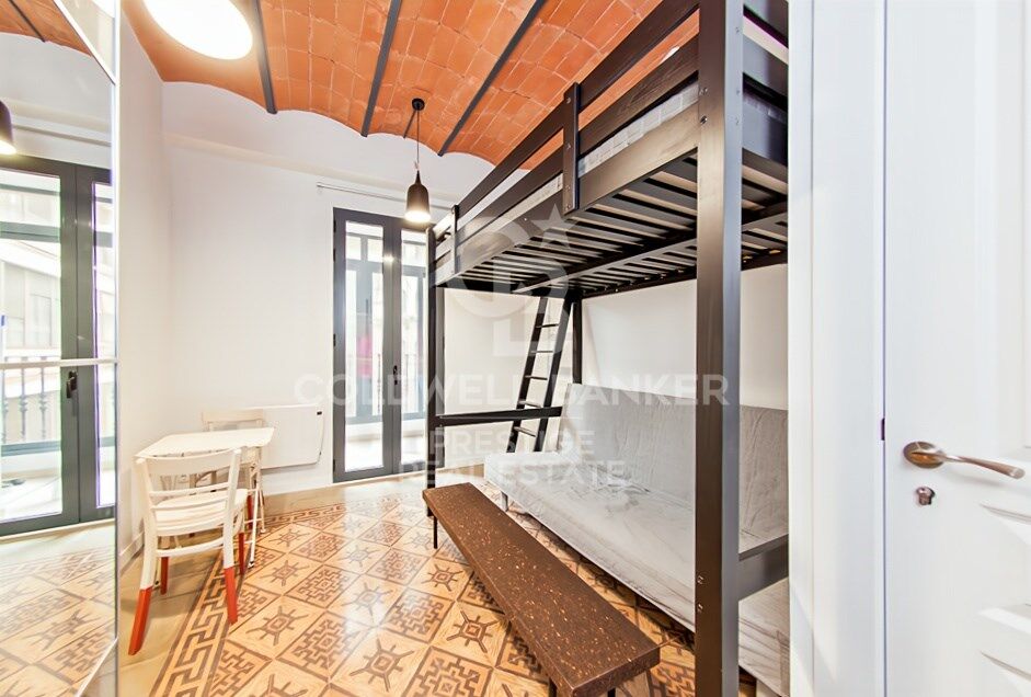 Dzīvoklis Barcelona, Spānijā 5 istabas, 116 m2 Nr. 179018