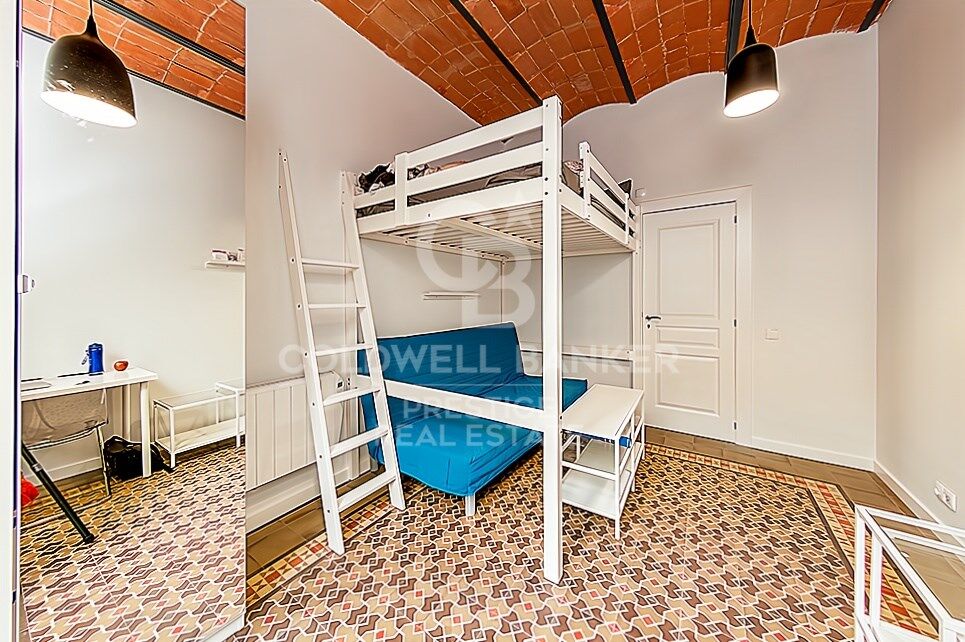 Dzīvoklis Barcelona, Spānijā 5 istabas, 116 m2 Nr. 179018
