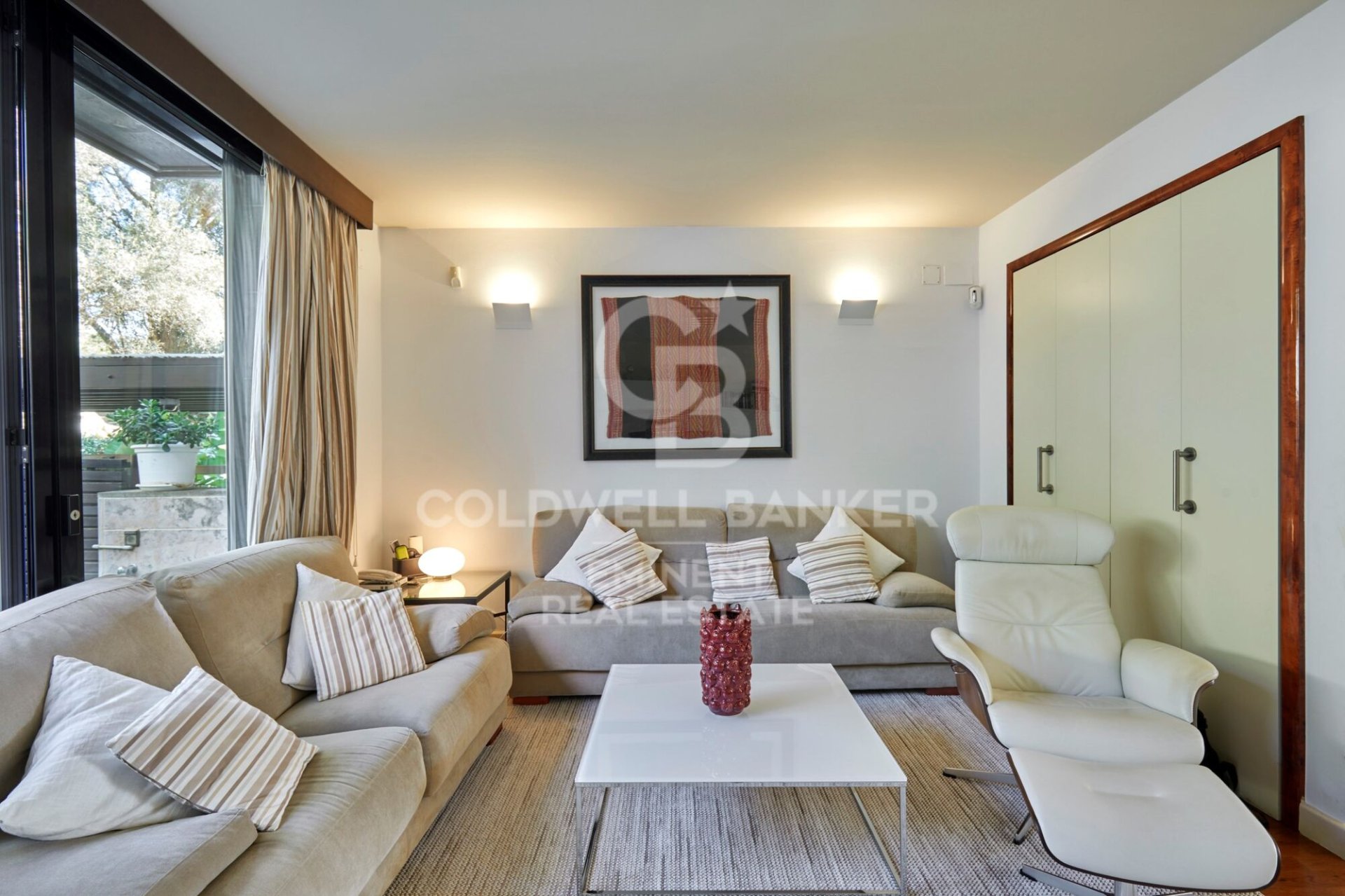 House in Barcelona, Spain 5 bedrooms, 251 sq.m. No. 179013