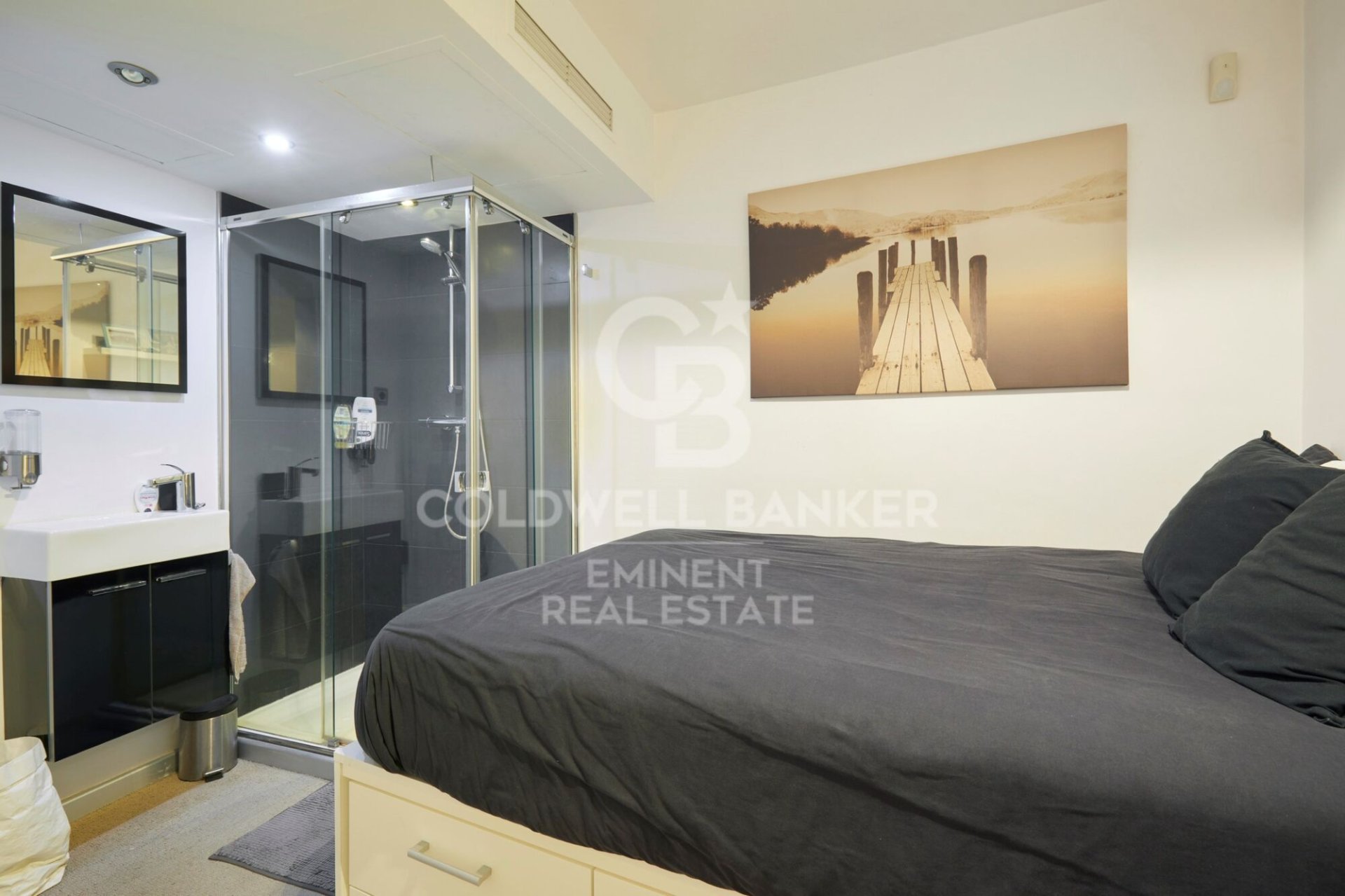 House in Barcelona, Spain 5 bedrooms, 251 sq.m. No. 179013