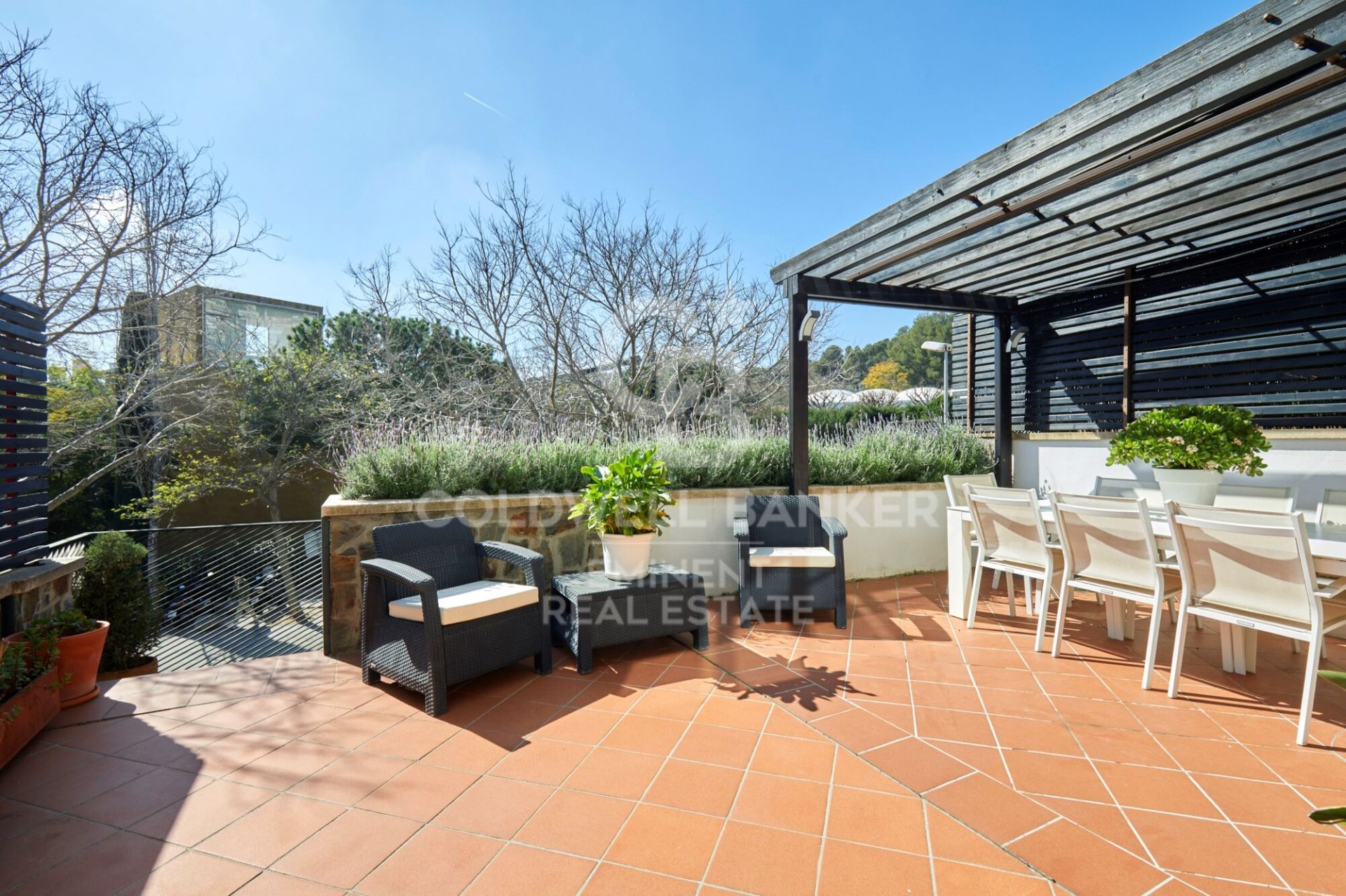 House in Barcelona, Spain 5 bedrooms, 251 sq.m. No. 179013