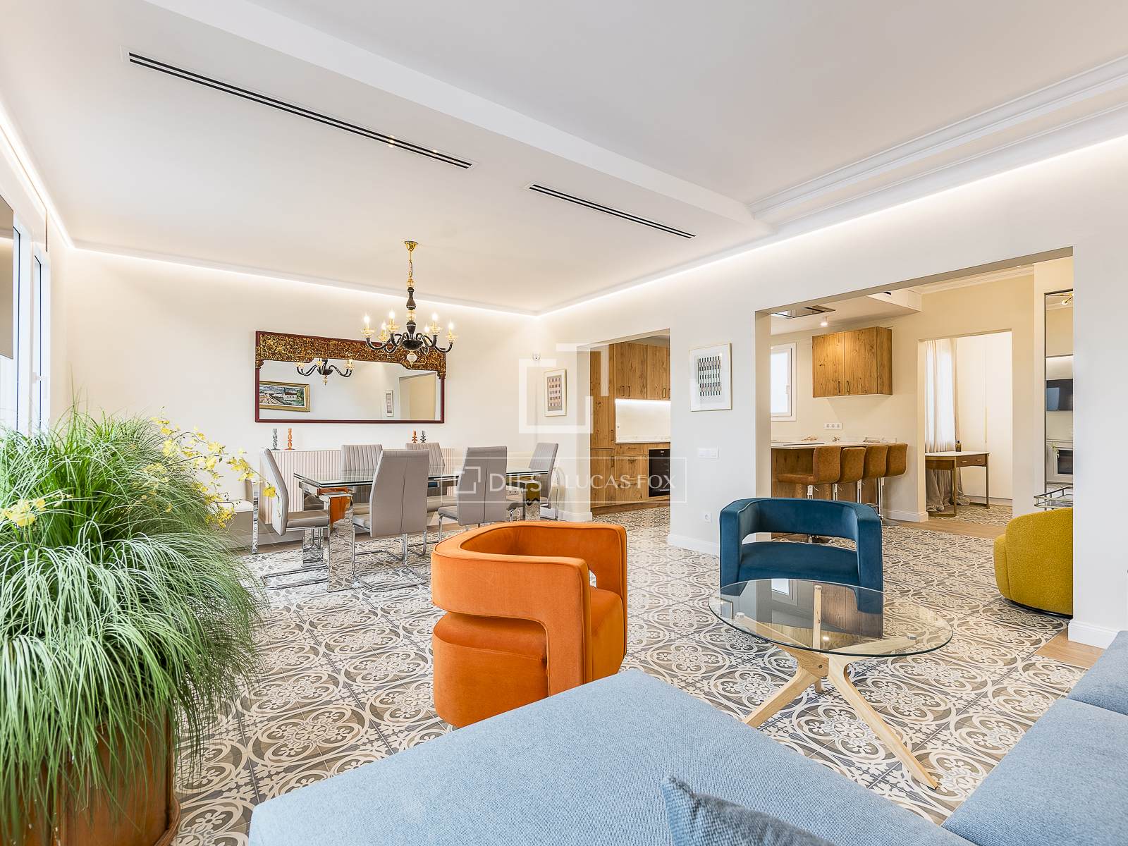 Dzīvoklis Barcelona, Spānijā 4 istabas, 162 m2 Nr. 150785