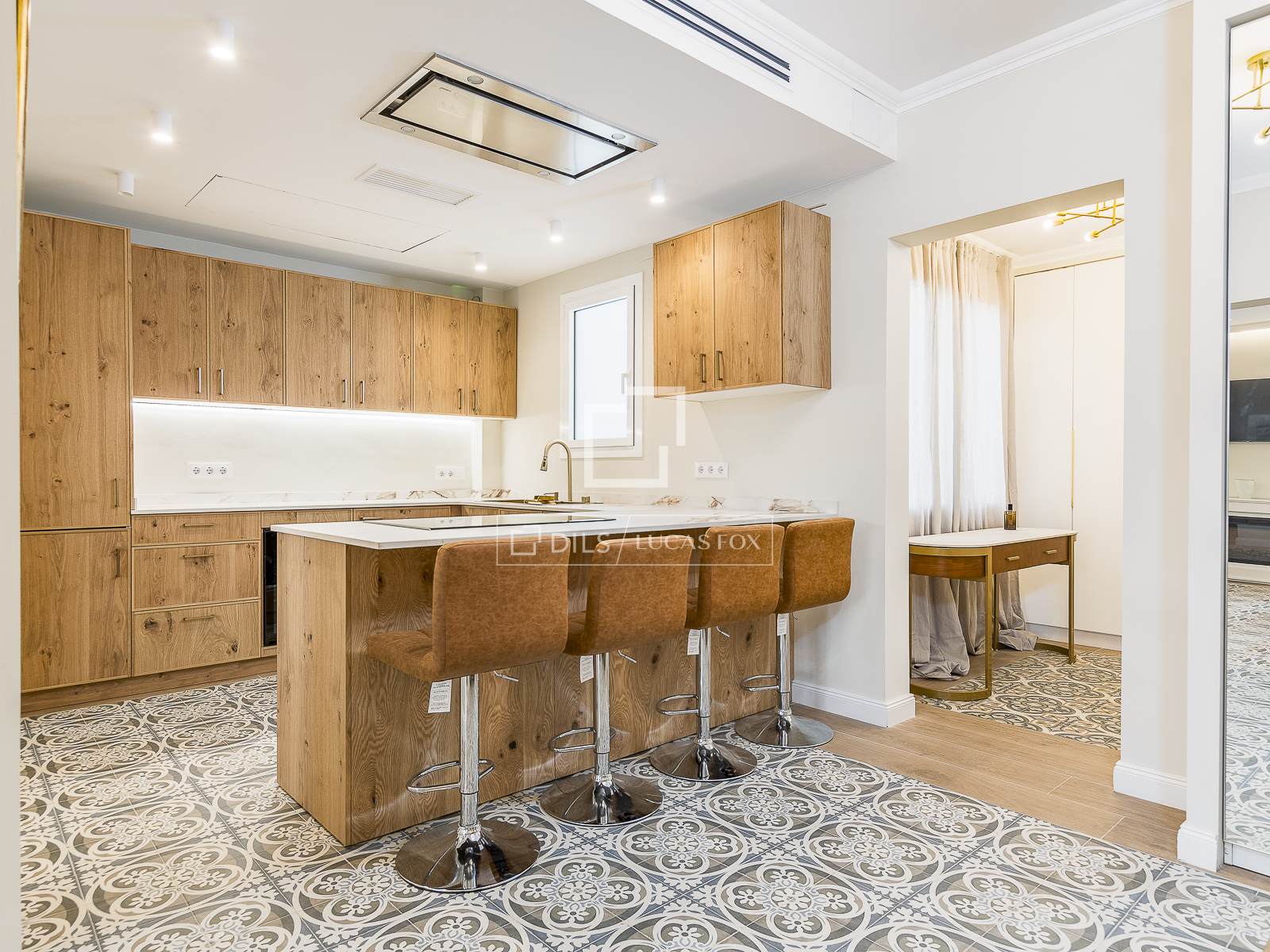 Dzīvoklis Barcelona, Spānijā 4 istabas, 162 m2 Nr. 150785