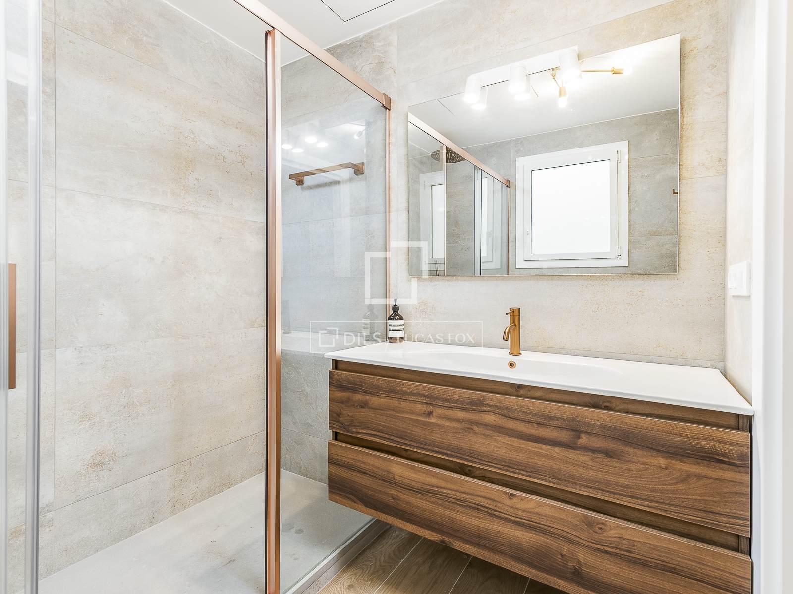 Dzīvoklis Barcelona, Spānijā 4 istabas, 162 m2 Nr. 150785