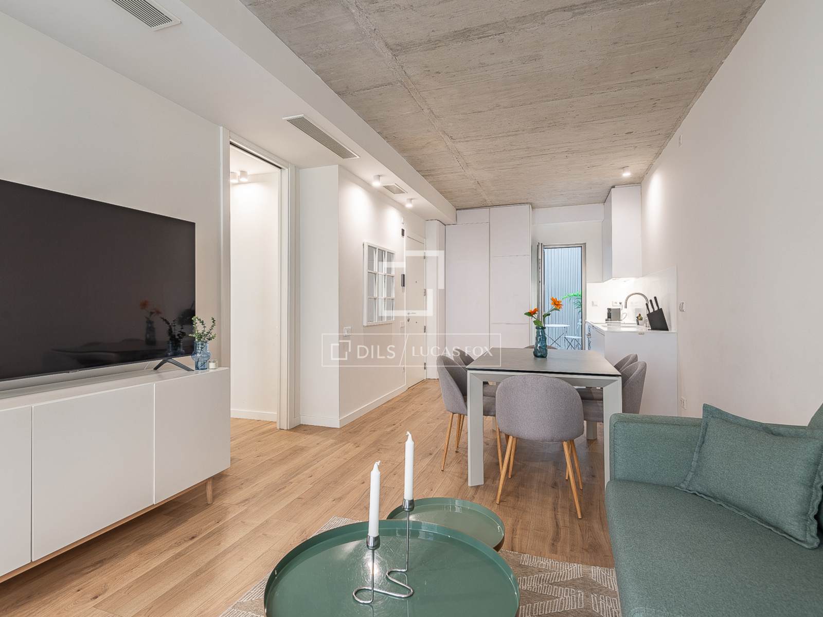 Apartamento en Barcelona, España 2 dormitorios, 65 m2 No. 150788