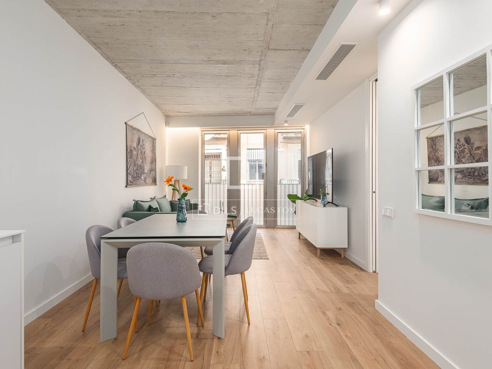 Apartamento en Barcelona, España 2 dormitorios, 65 m2 No. 150788