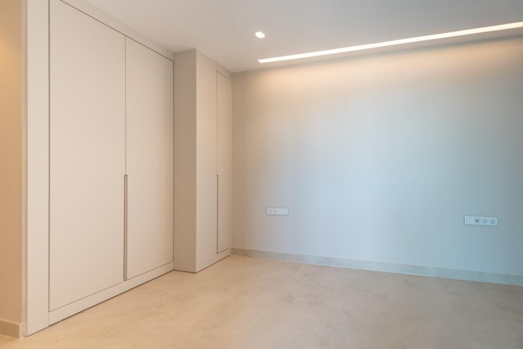 Apartament w Benidorm, Alicante, Hiszpania 4 sypialnie, 297 mkw. nr 165093
