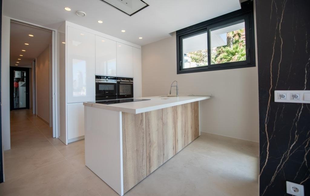 Apartament w Benidorm, Alicante, Hiszpania 4 sypialnie, 297 mkw. nr 165093