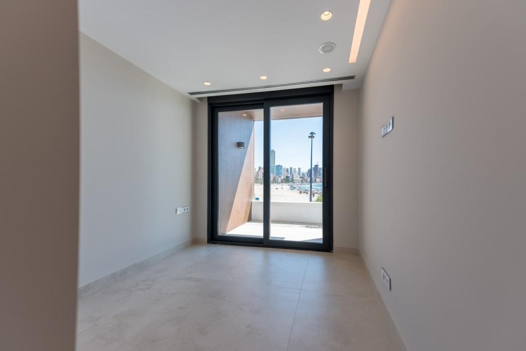 Apartament w Benidorm, Alicante, Hiszpania 4 sypialnie, 297 mkw. nr 165093