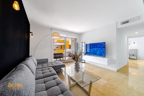 Apartament w Punta Prima, Alicante, Hiszpania 3 sypialnie, 115 mkw. nr 136971