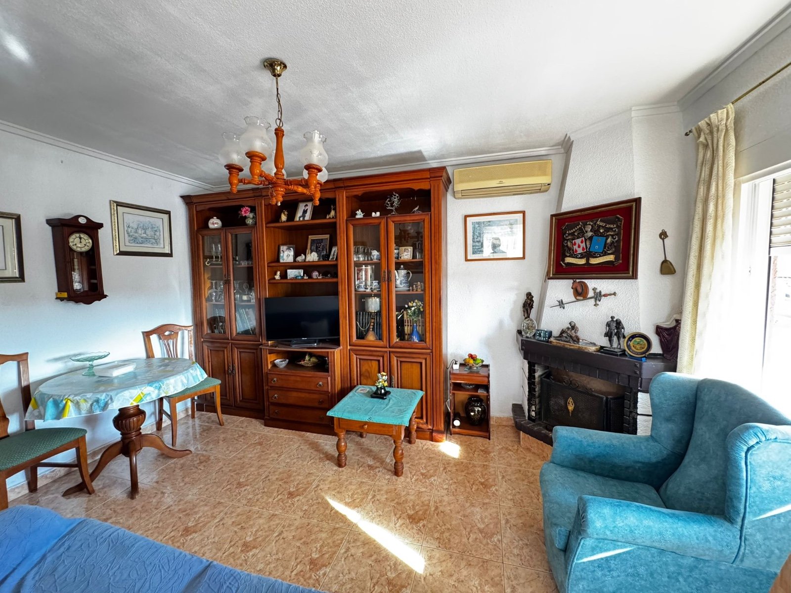 Villa in Punta Prima, Alicante, Spanien 5 Schlafzimmer, 200 m2 Nr. 136970