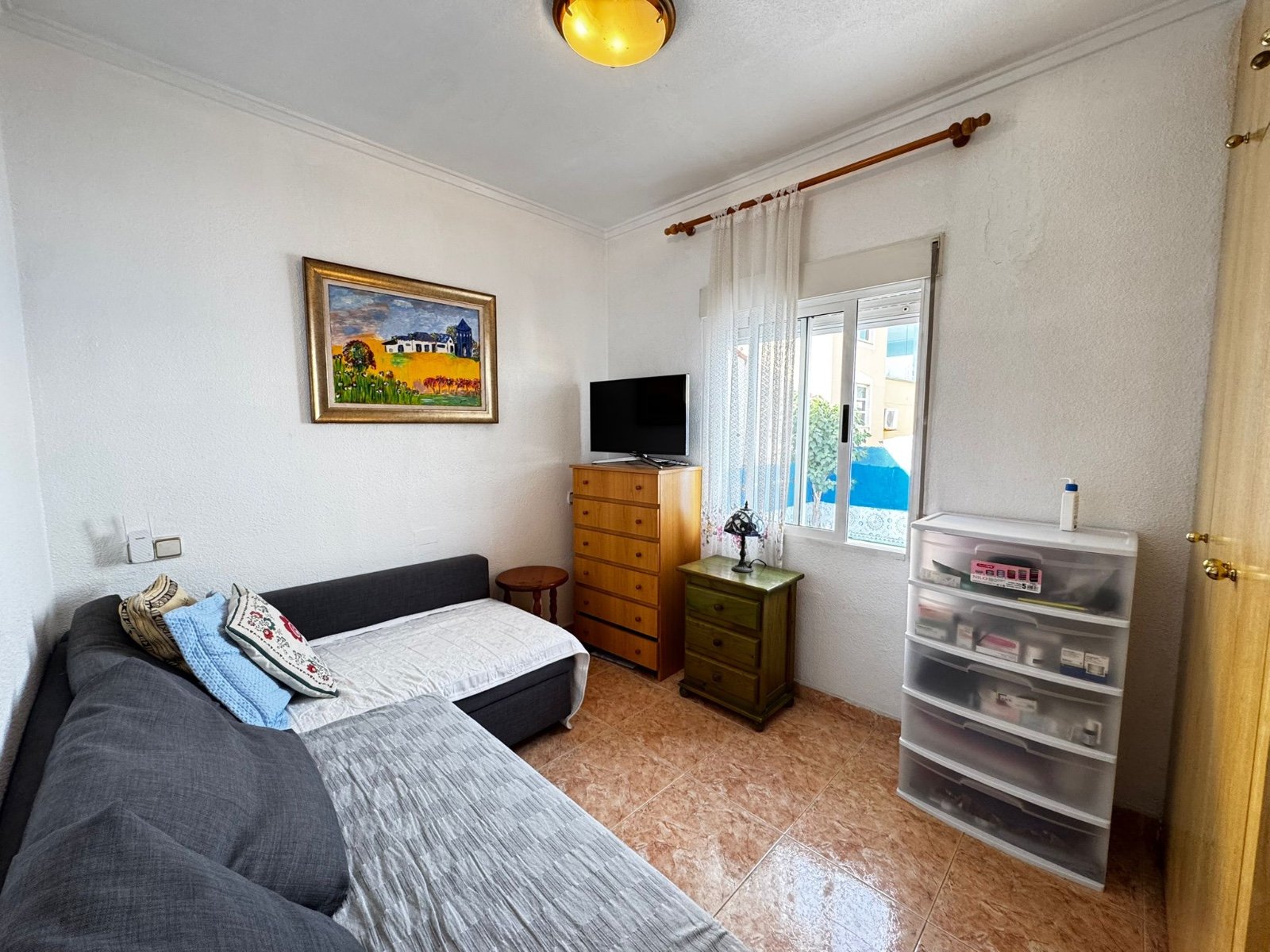 Villa in Punta Prima, Alicante, Spanien 5 Schlafzimmer, 200 m2 Nr. 136970